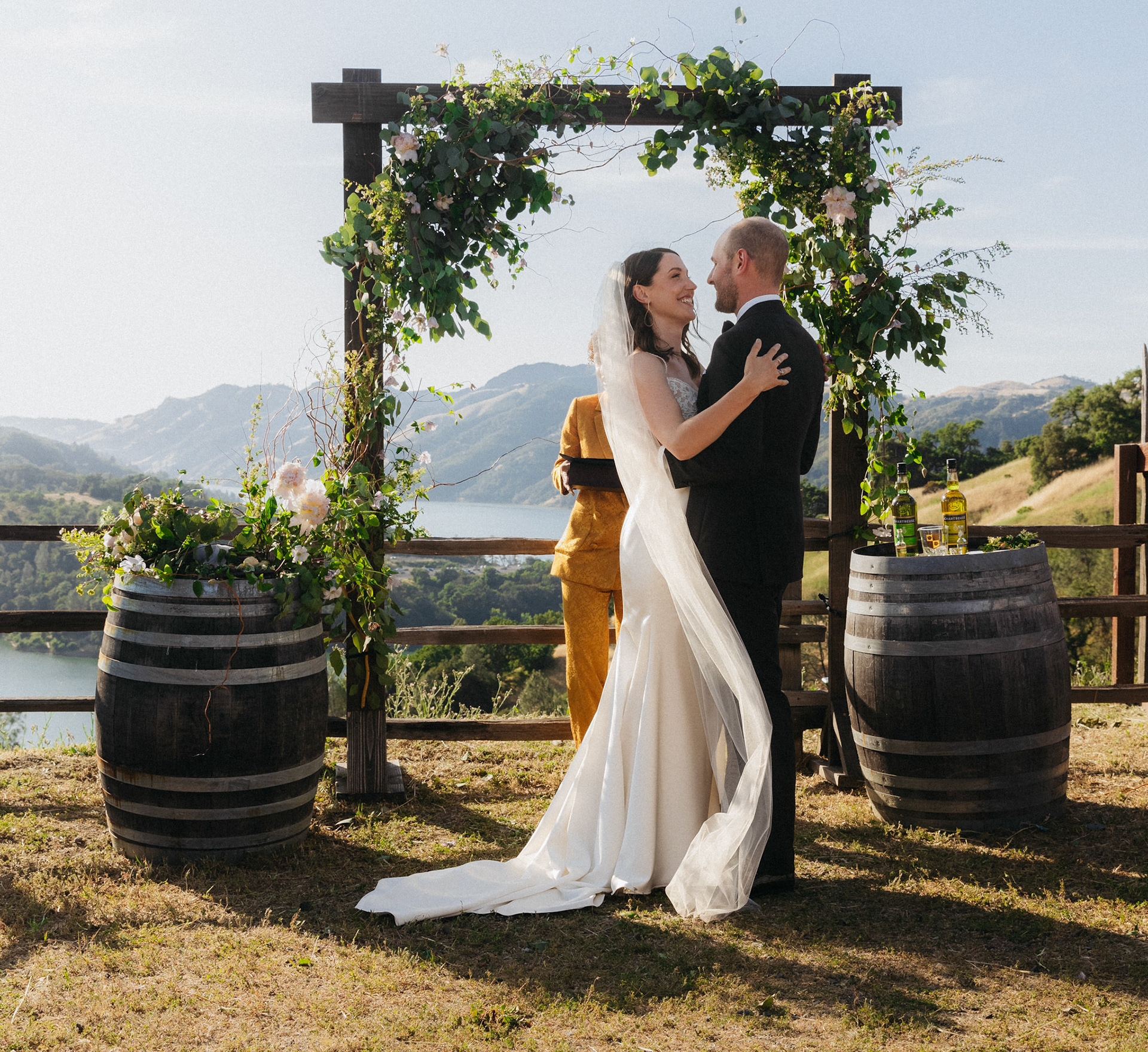 Bride and Groom get married overlooking Lake Sonoma in wine country