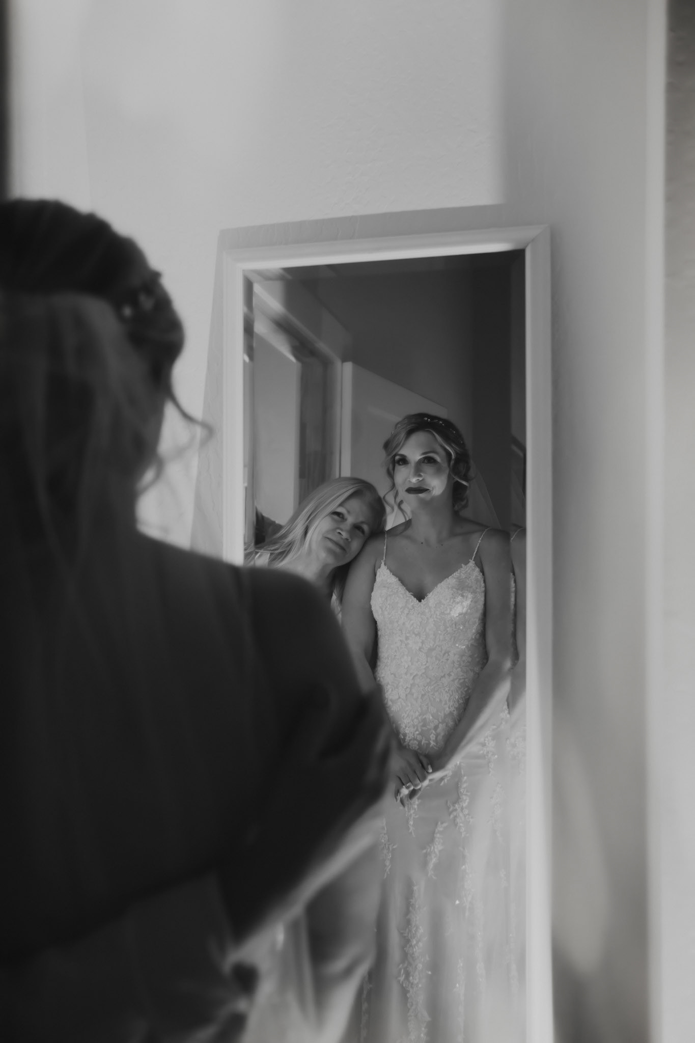 documentary style wedding photos film photographer film wedding photographer kelly-sharp.com kelly sharp photography wedding photos