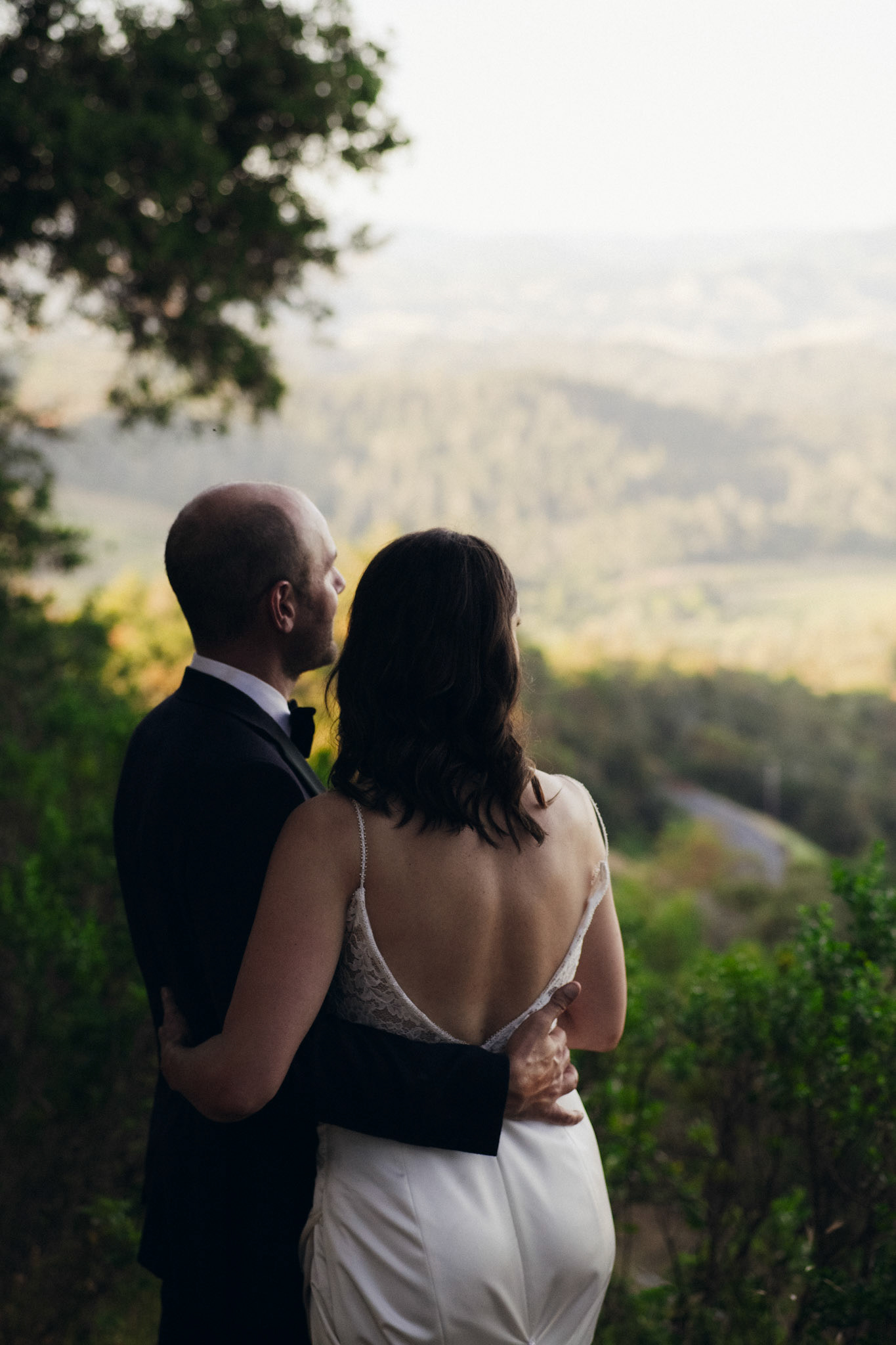 Bride and Groom get married overlooking Lake Sonoma in wine country