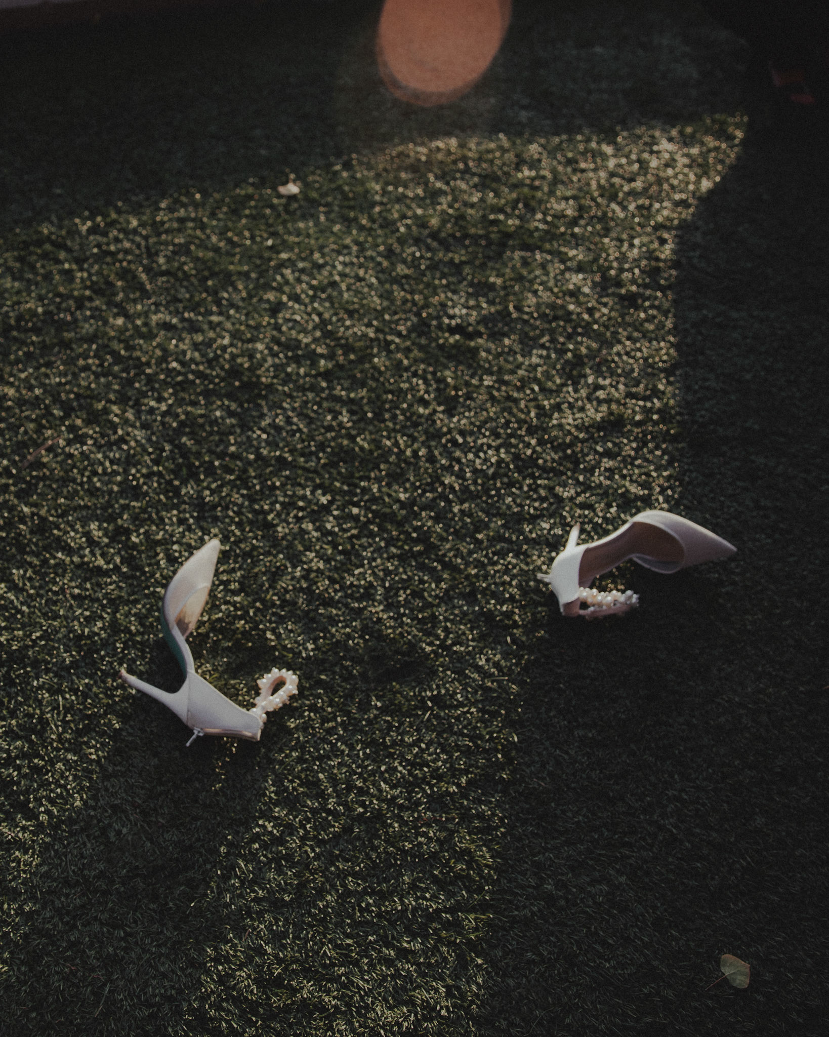 documentary style wedding photos film photographer film wedding photographer kelly-sharp.com kelly sharp photography wedding photos