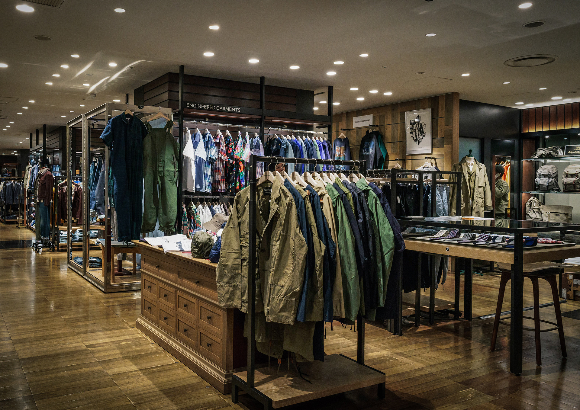 Manabu Gaku Inada. CITY NO END: The art for Engineered Garments Capsule