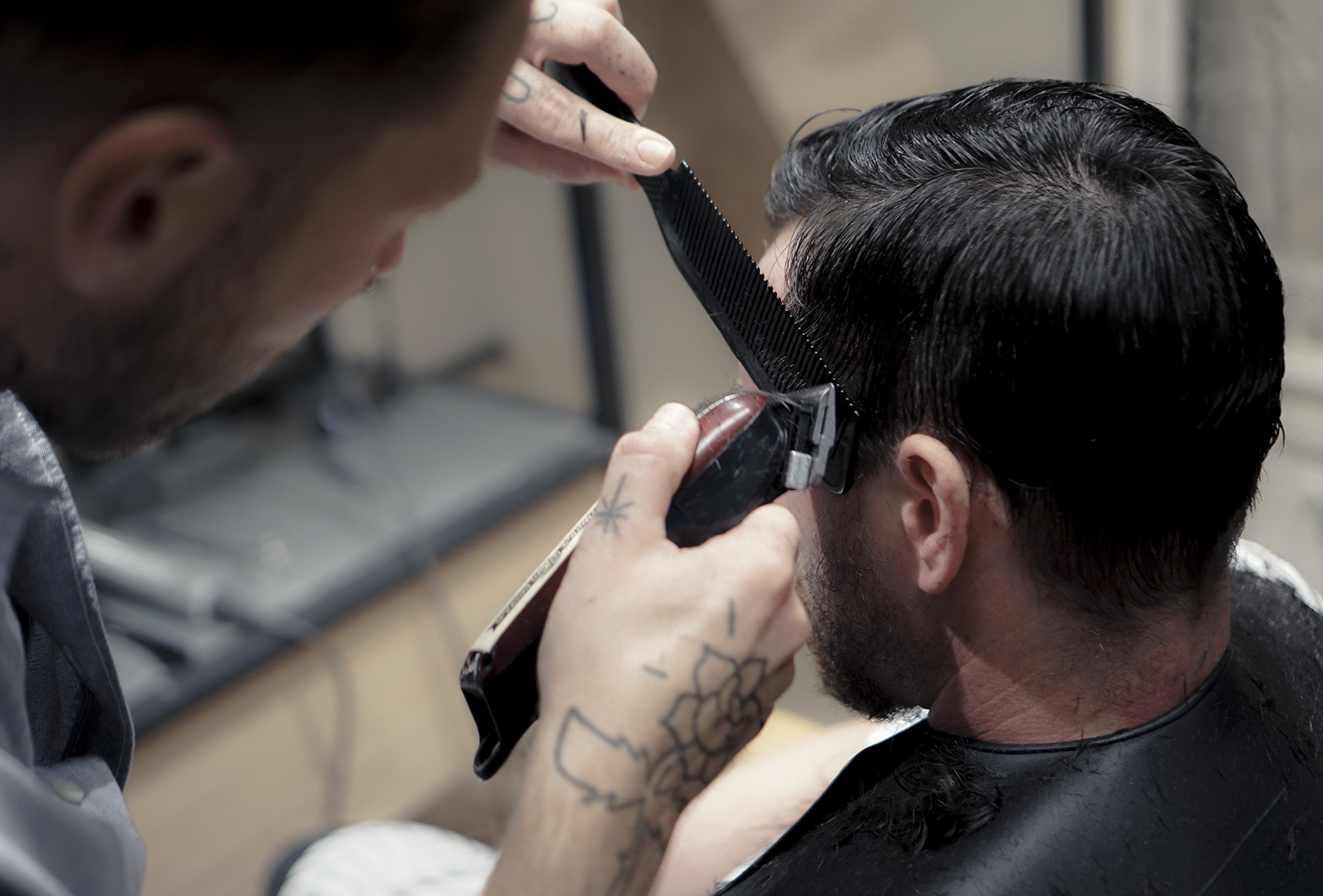 Le 52 - Barbier dans le vieux Lille - DGR - SIMON'S GARAGE