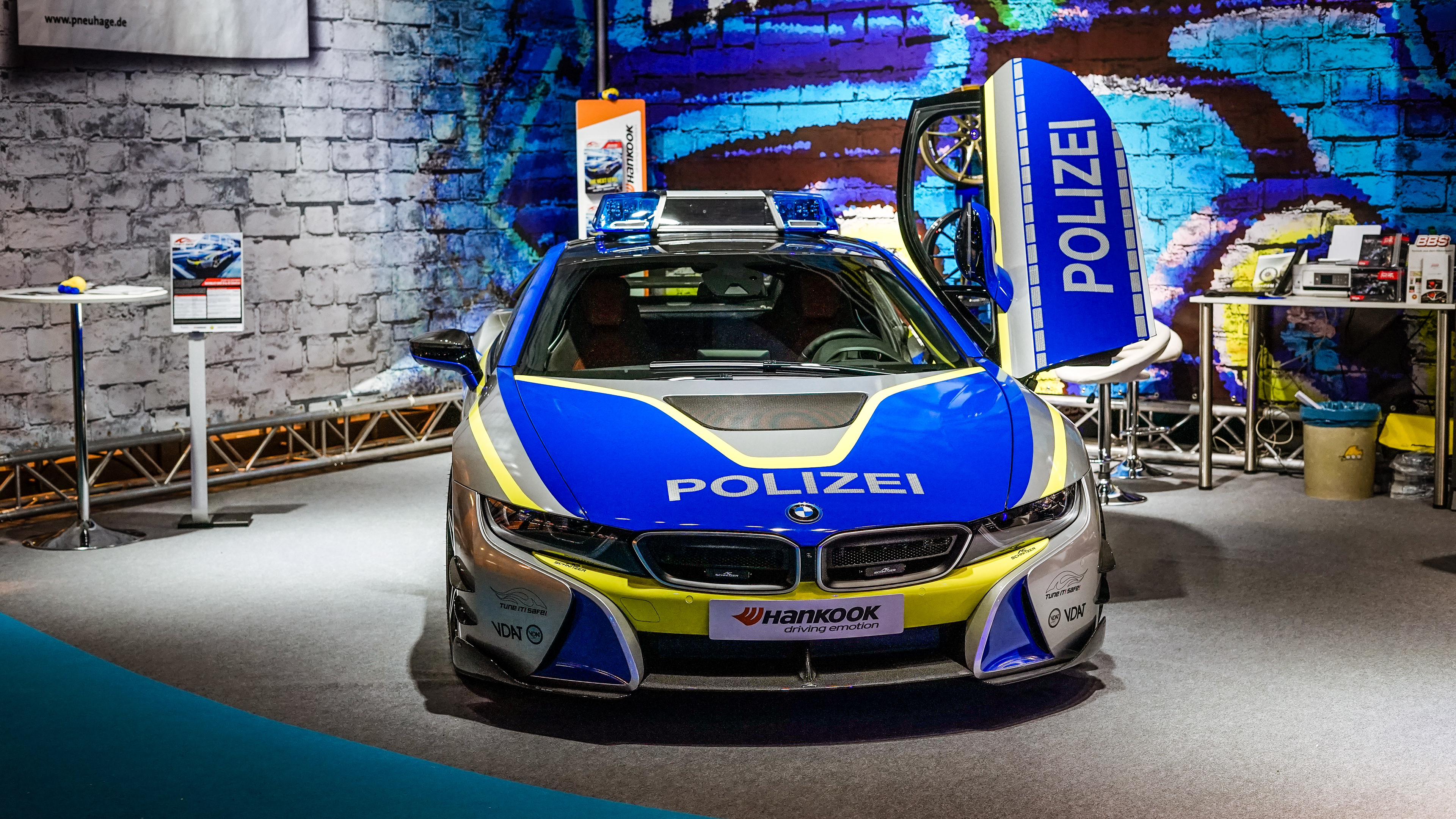BMW i8 - Polizei Concept Car