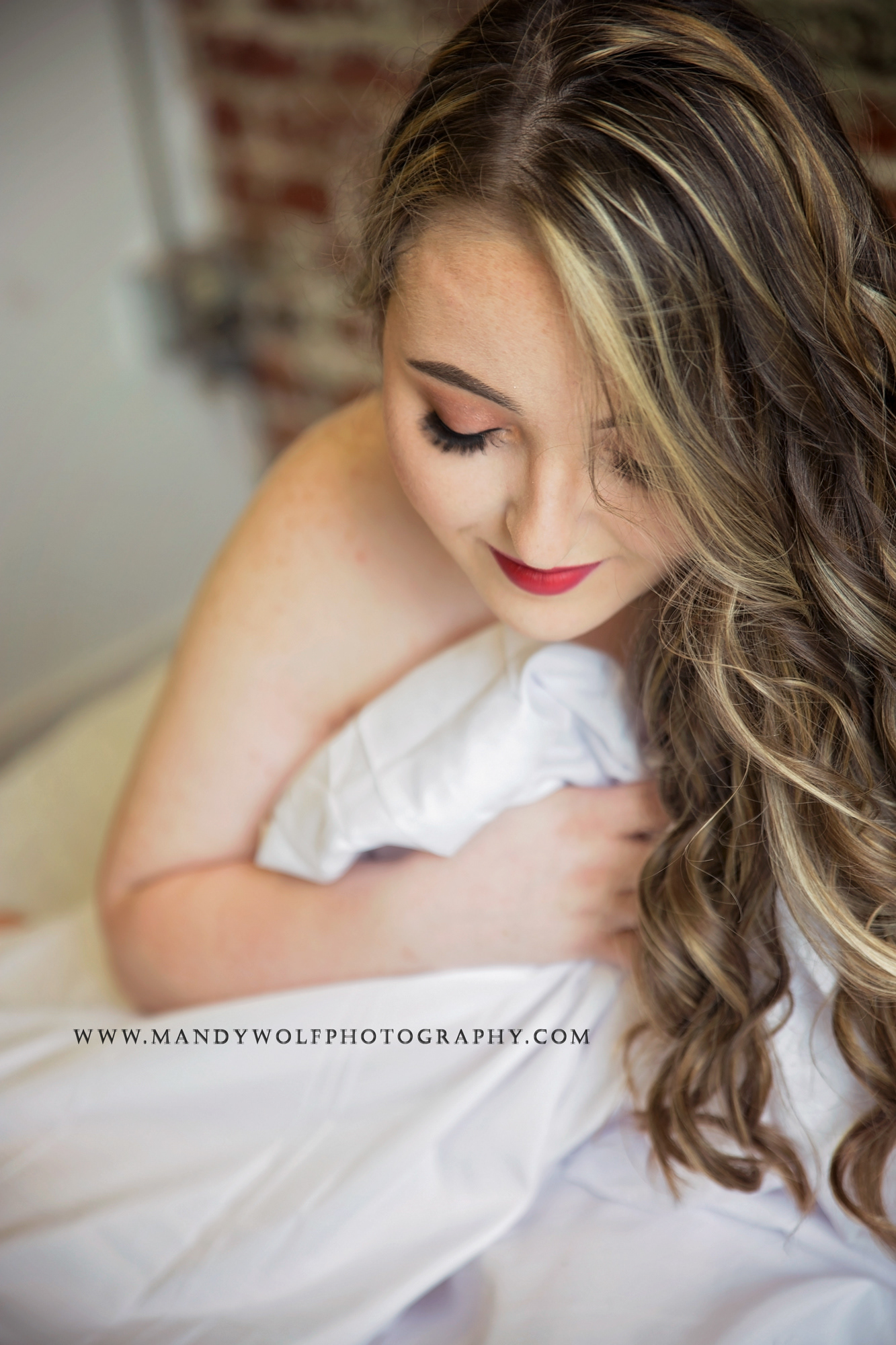 White Sheet Boudoir Session | Mandy's Boudoir Beauties | Chattanooga TN