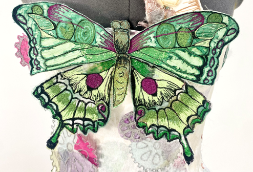 Appliqué using free-hand stitch