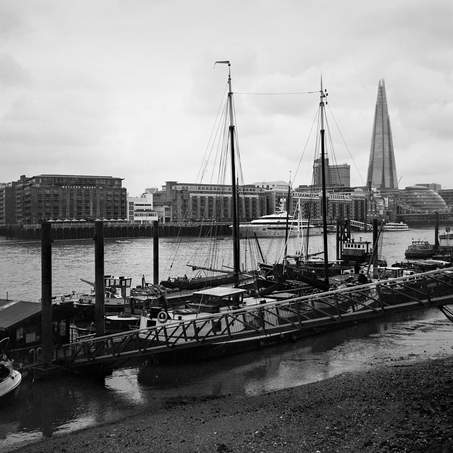 Hermitage Moorings, London