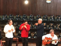Ricardo Márquez, junto a Francisco (izq.), Manuel y Ramiro Mena. Casa de la Cultura Ecuatoriana, Quito 2019