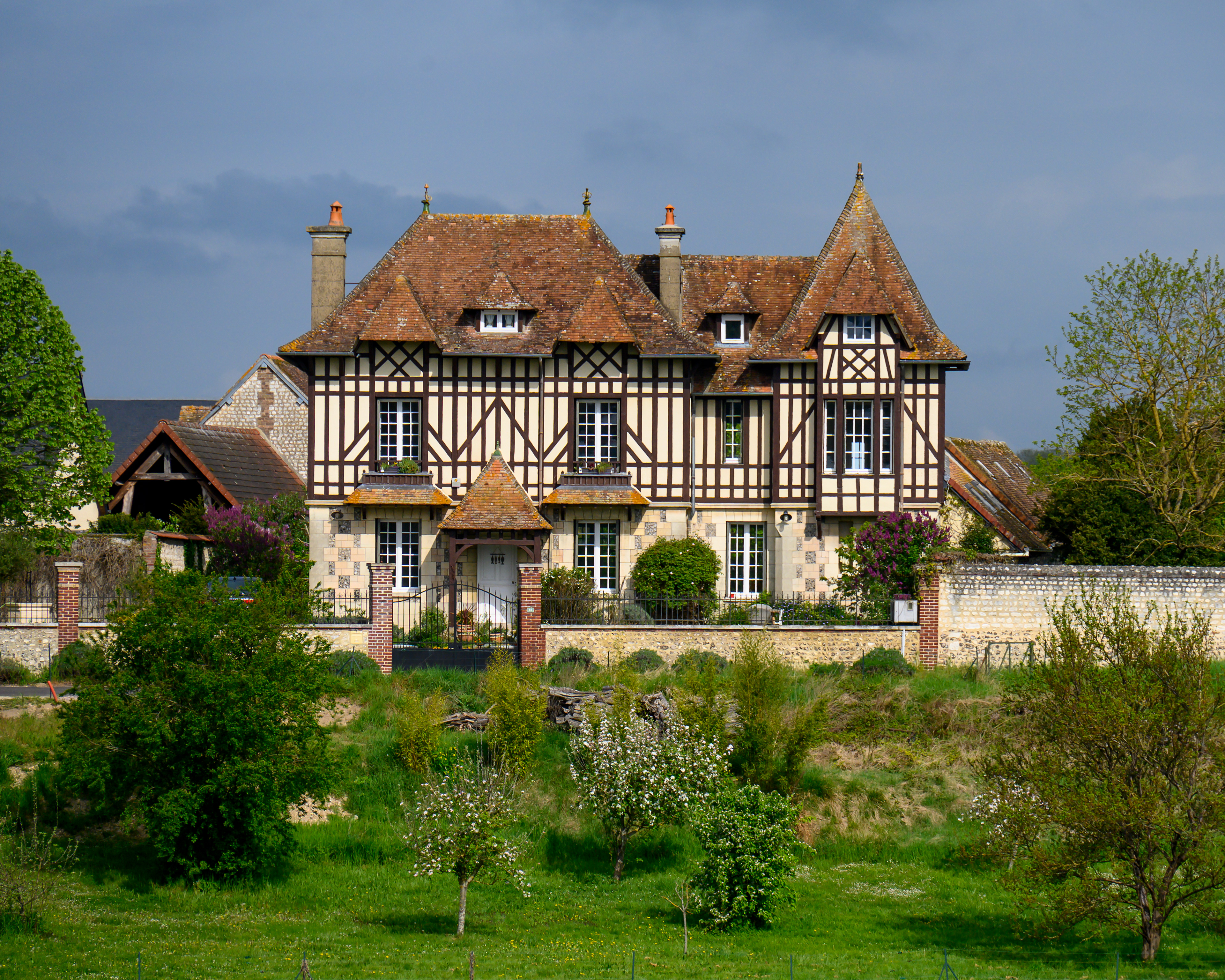 House on the Seine #2