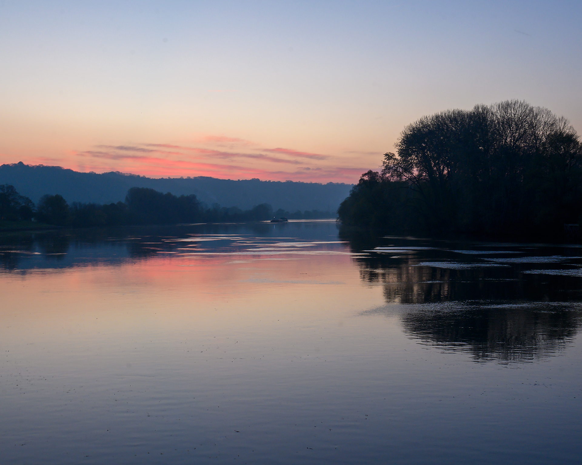 Sunset on the Seine