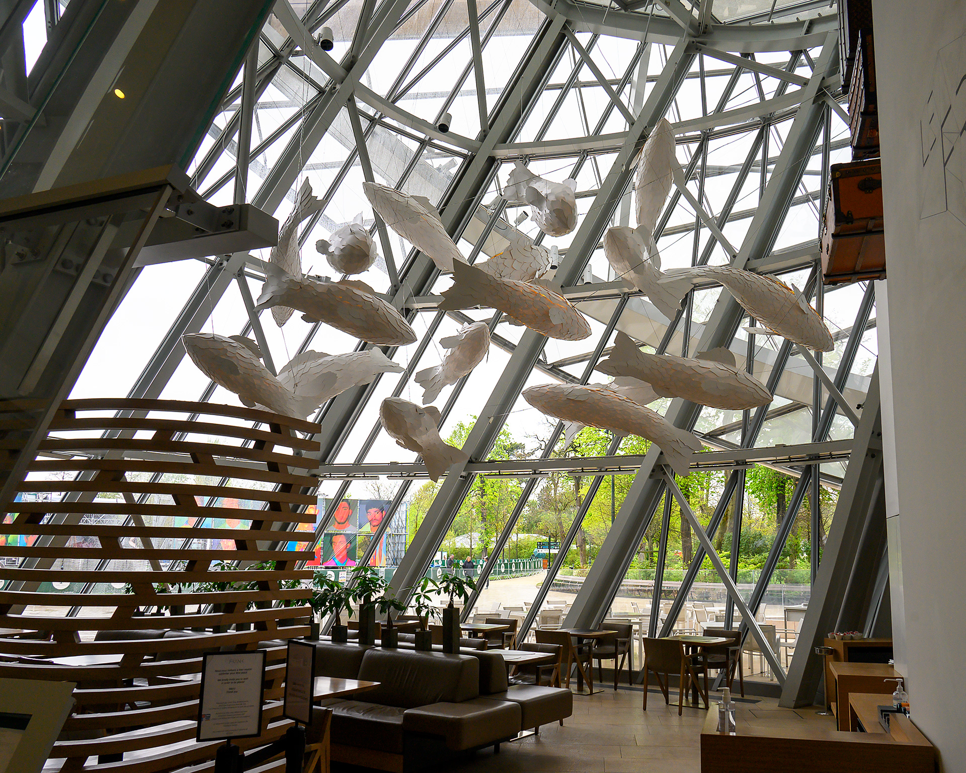 Foundation Louis Vuitton interior #2