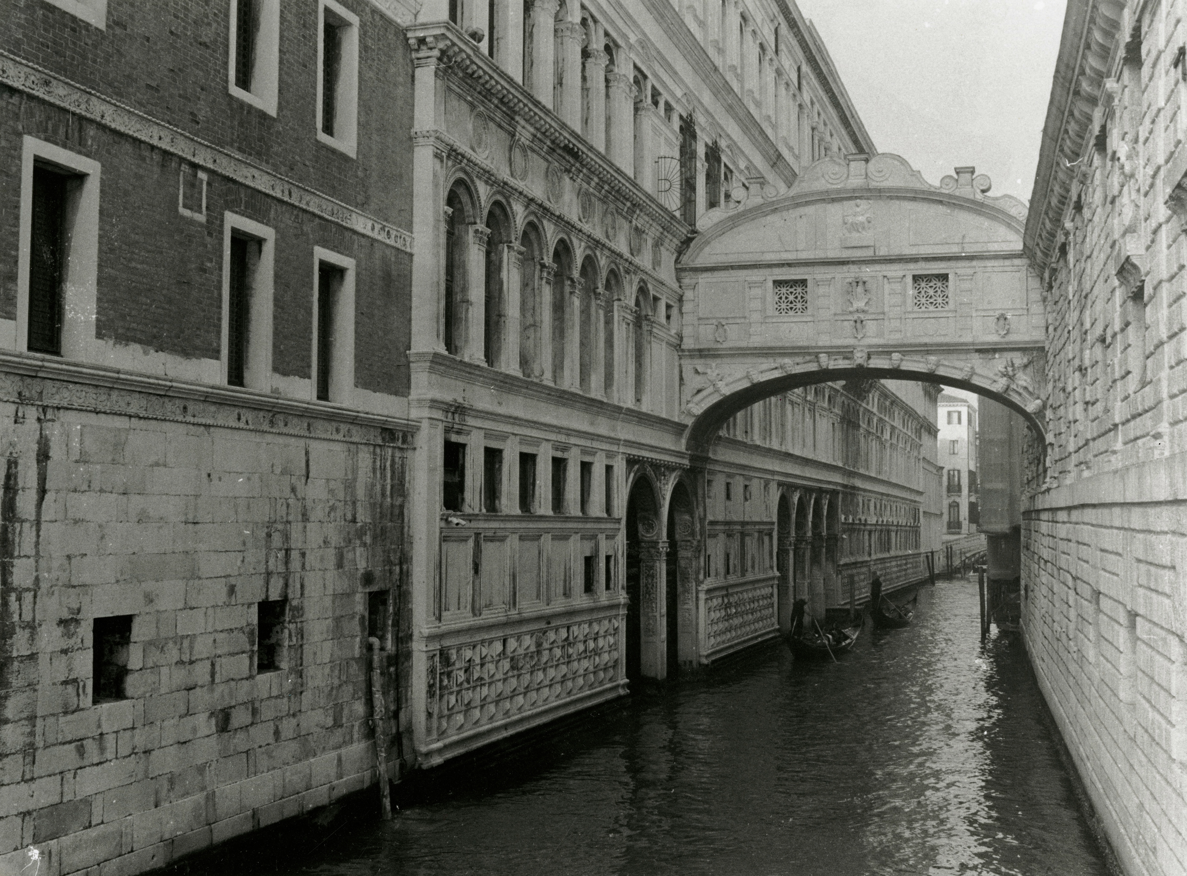 Bridge of Sighs | Venice, Italy
