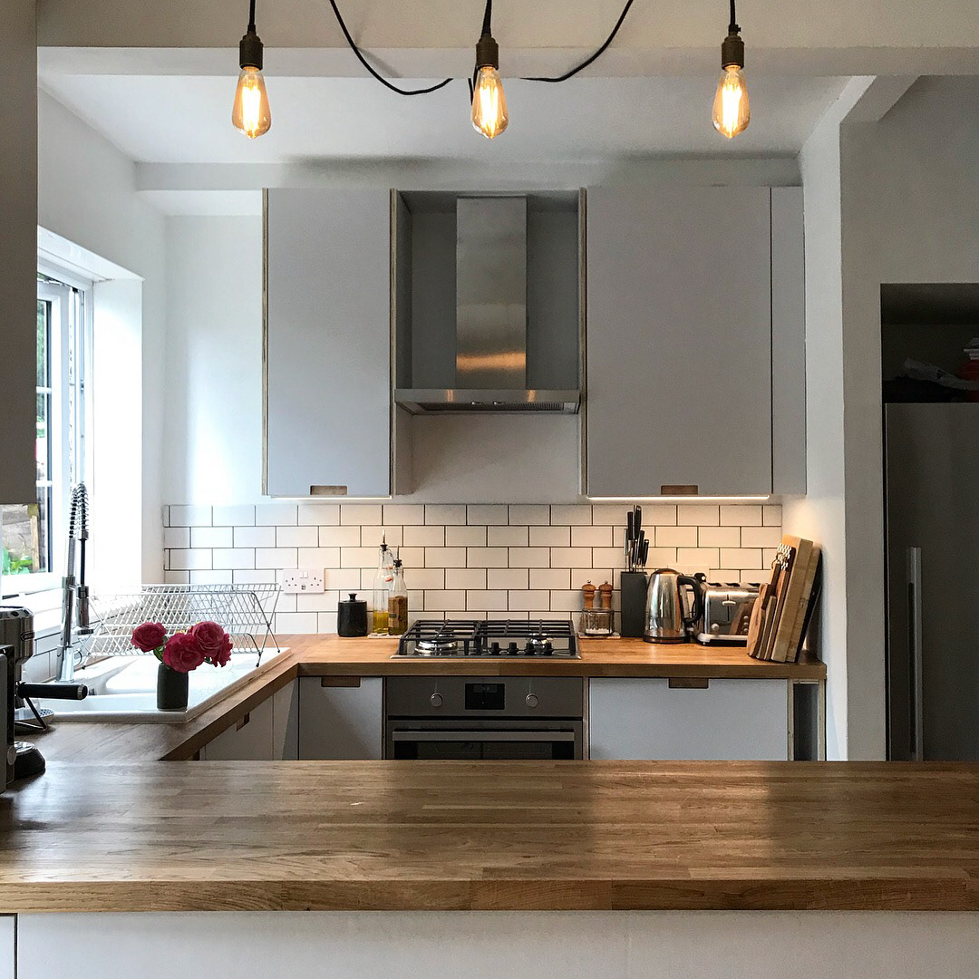Independent Kitchen Fitting & Room Refurbishment - BESPOKE KITCHEN ...