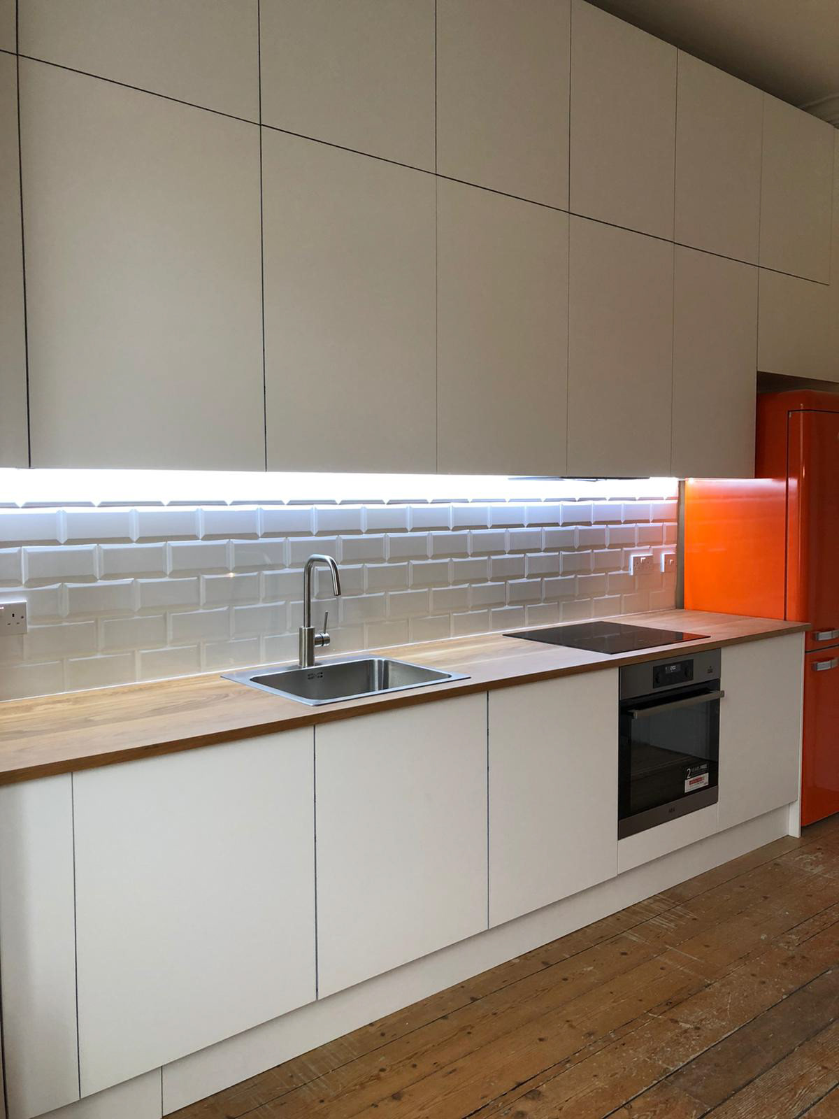 HOWDENS MATT WHITE SLAB