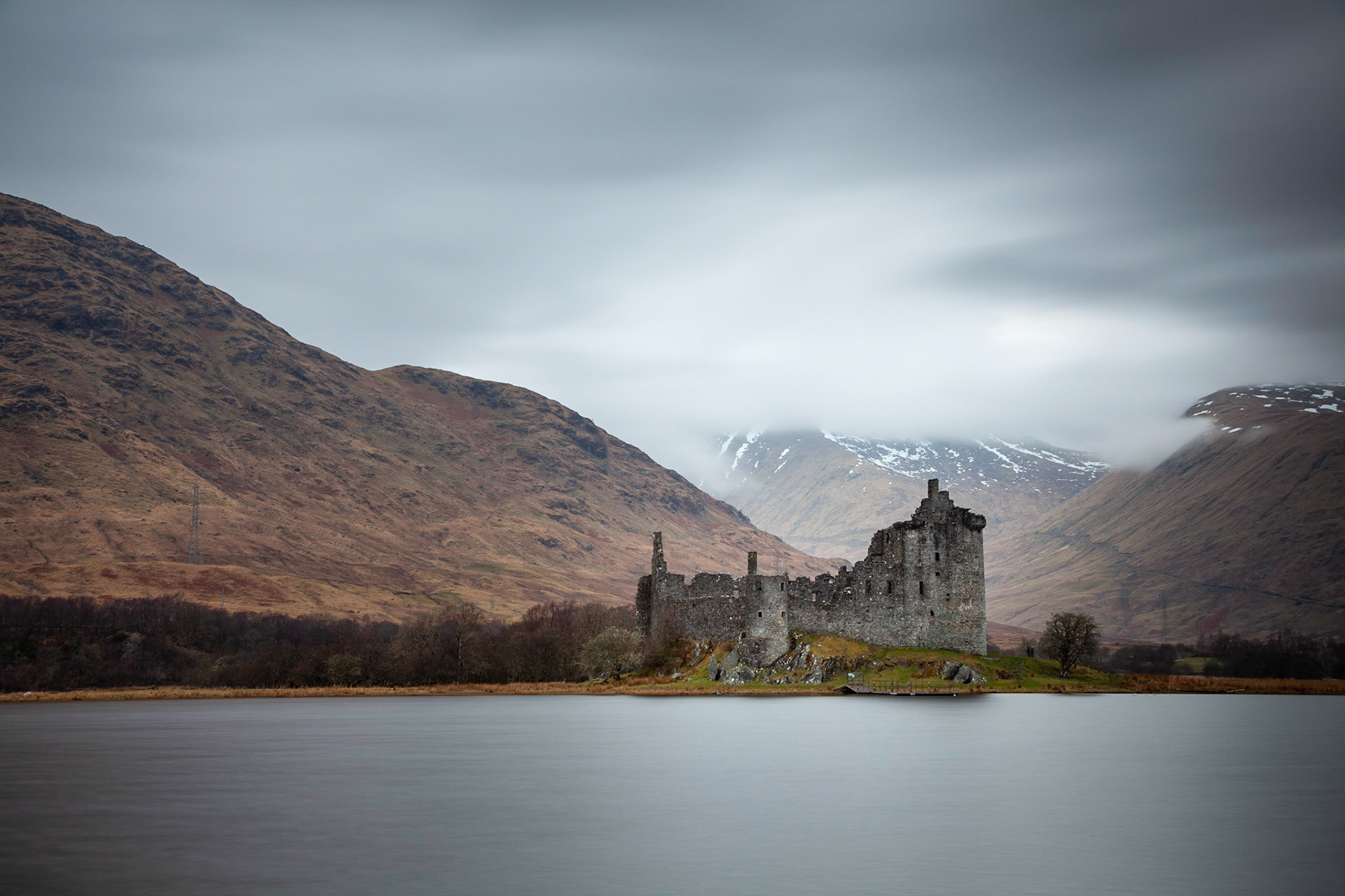 Kilchurn Castle on the banks of Loch Awe.