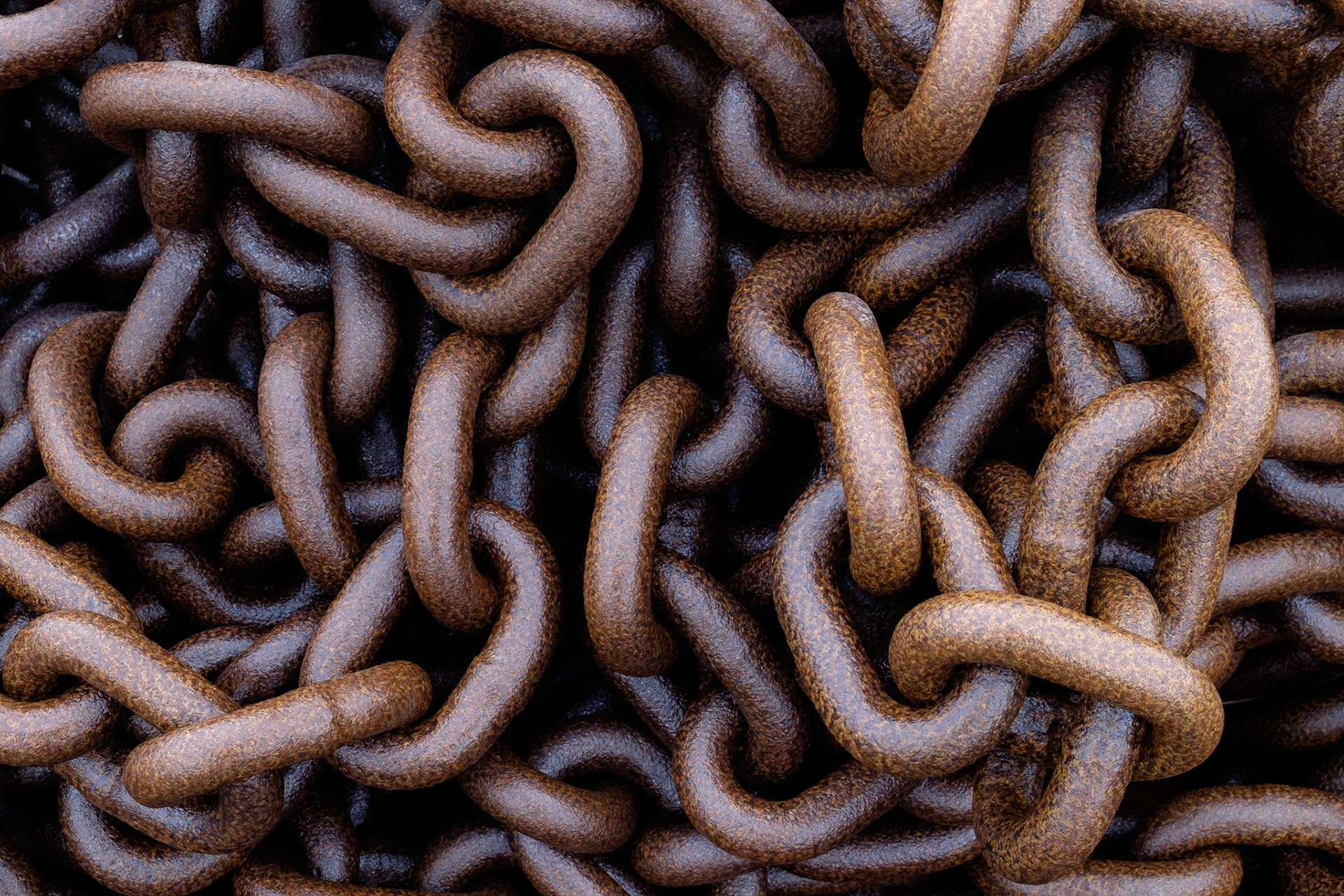 Rusty chain, Leverburgh Pier, Isle of Harris