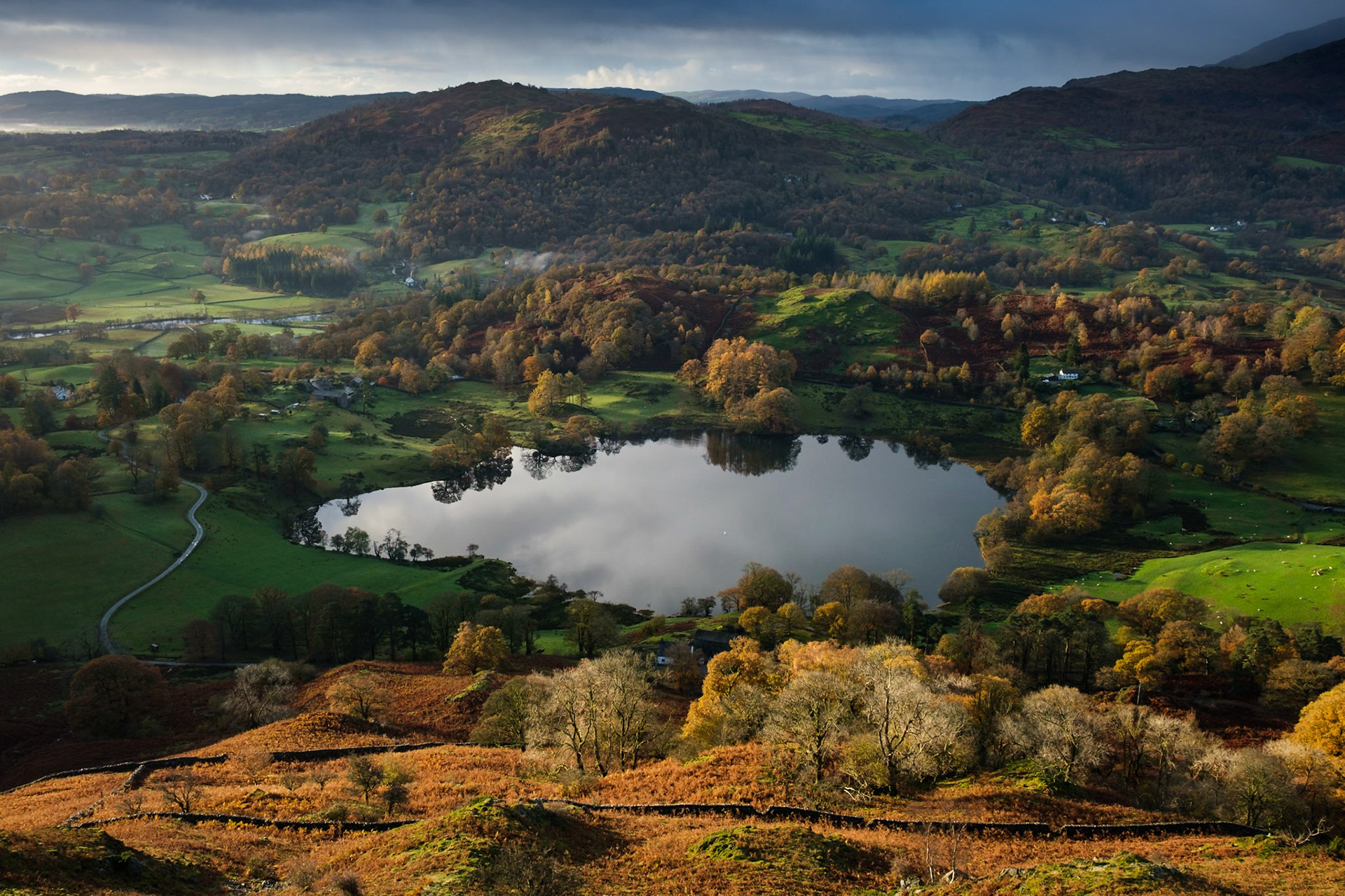 Loughrigg Tarn, Lake District National Park, England.