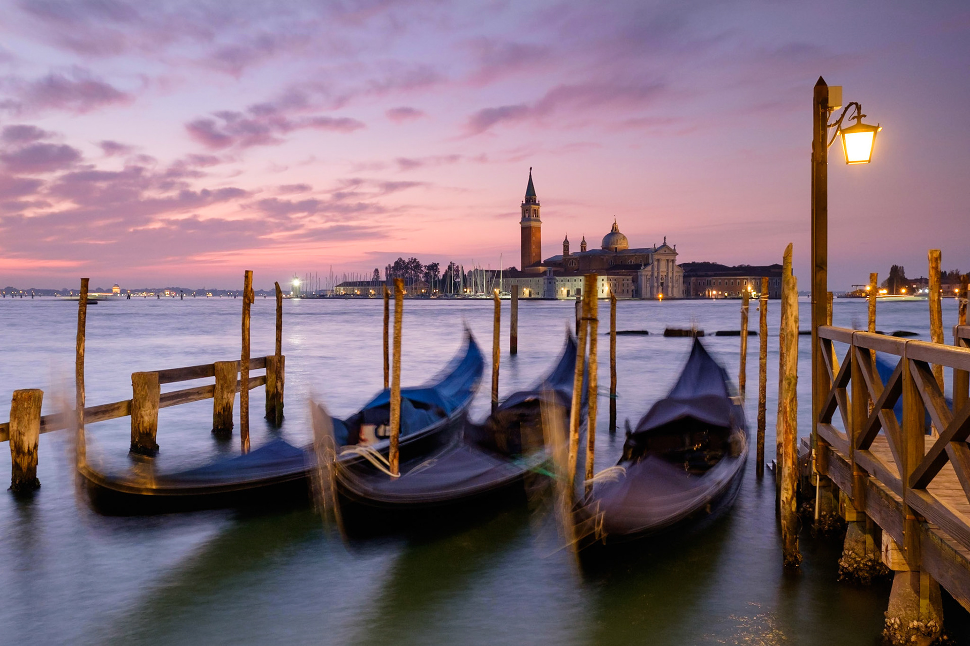 Dawn looking towards Chiesa di San Giorgio Maggiore, San Marco, Venice.