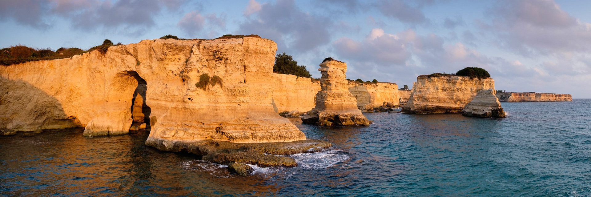 The sandstone cliffs at Torre Sant'Andrea.