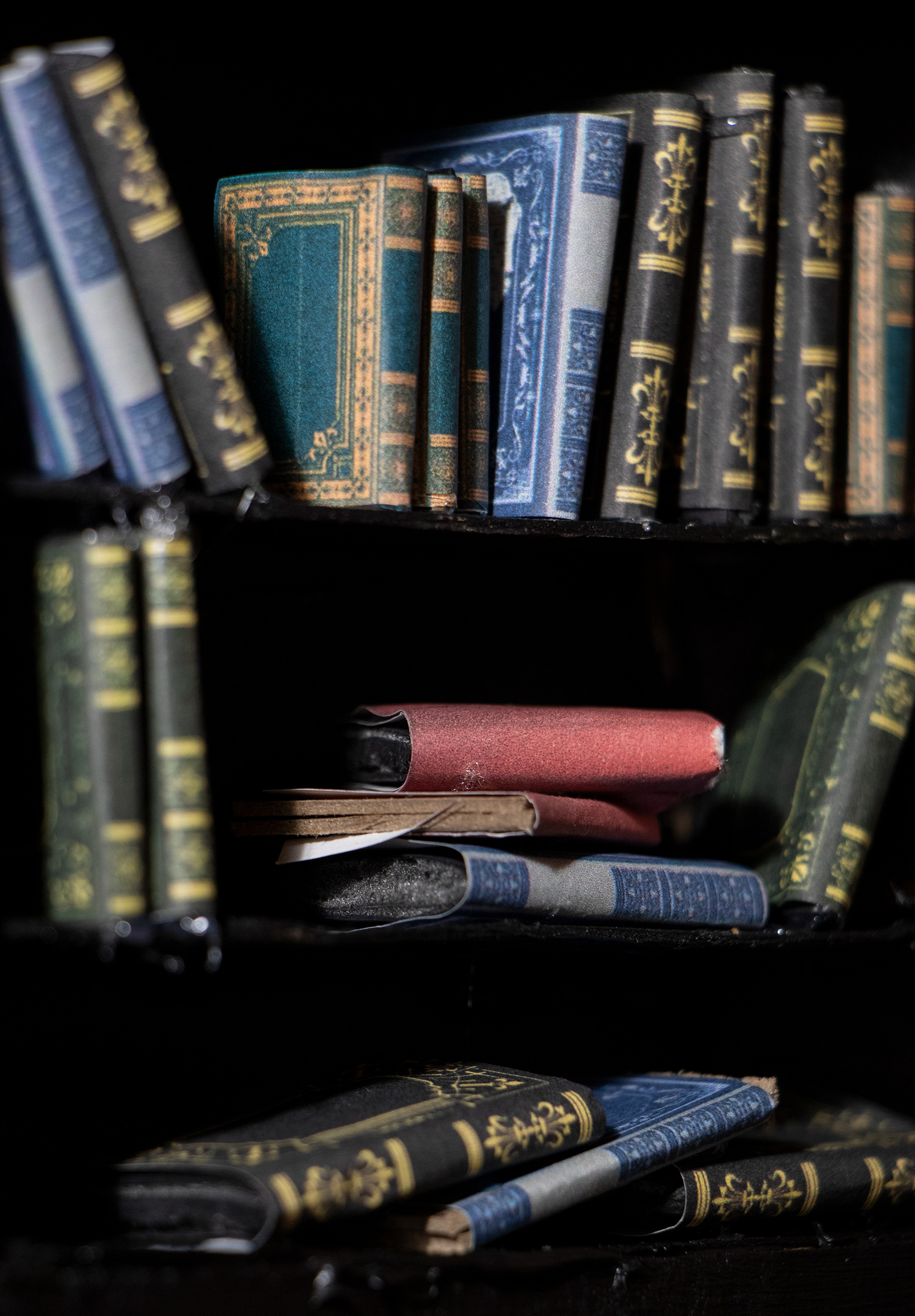 Bookshelf small or large