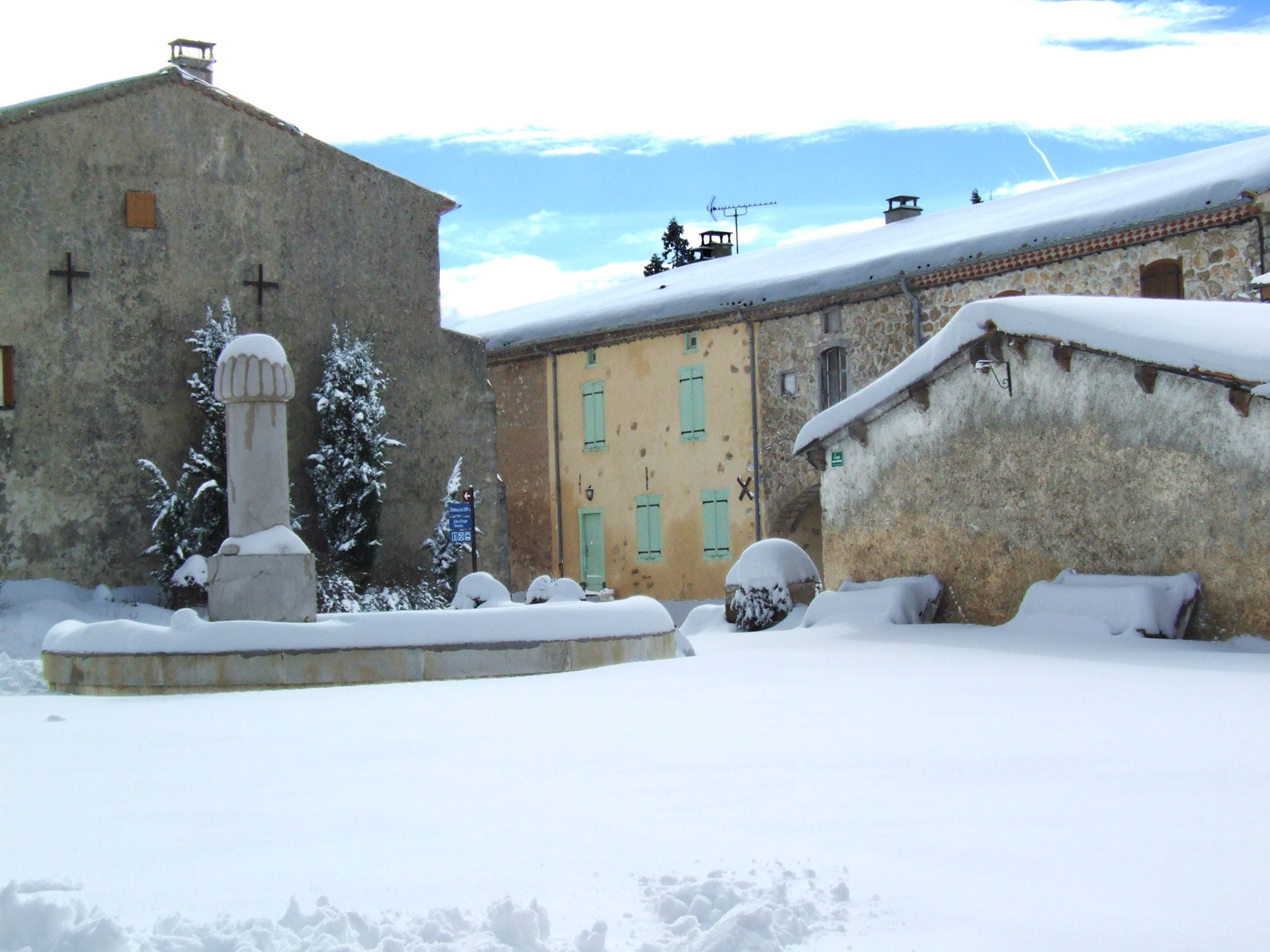 Roquefixade sous la neige de Fevrier