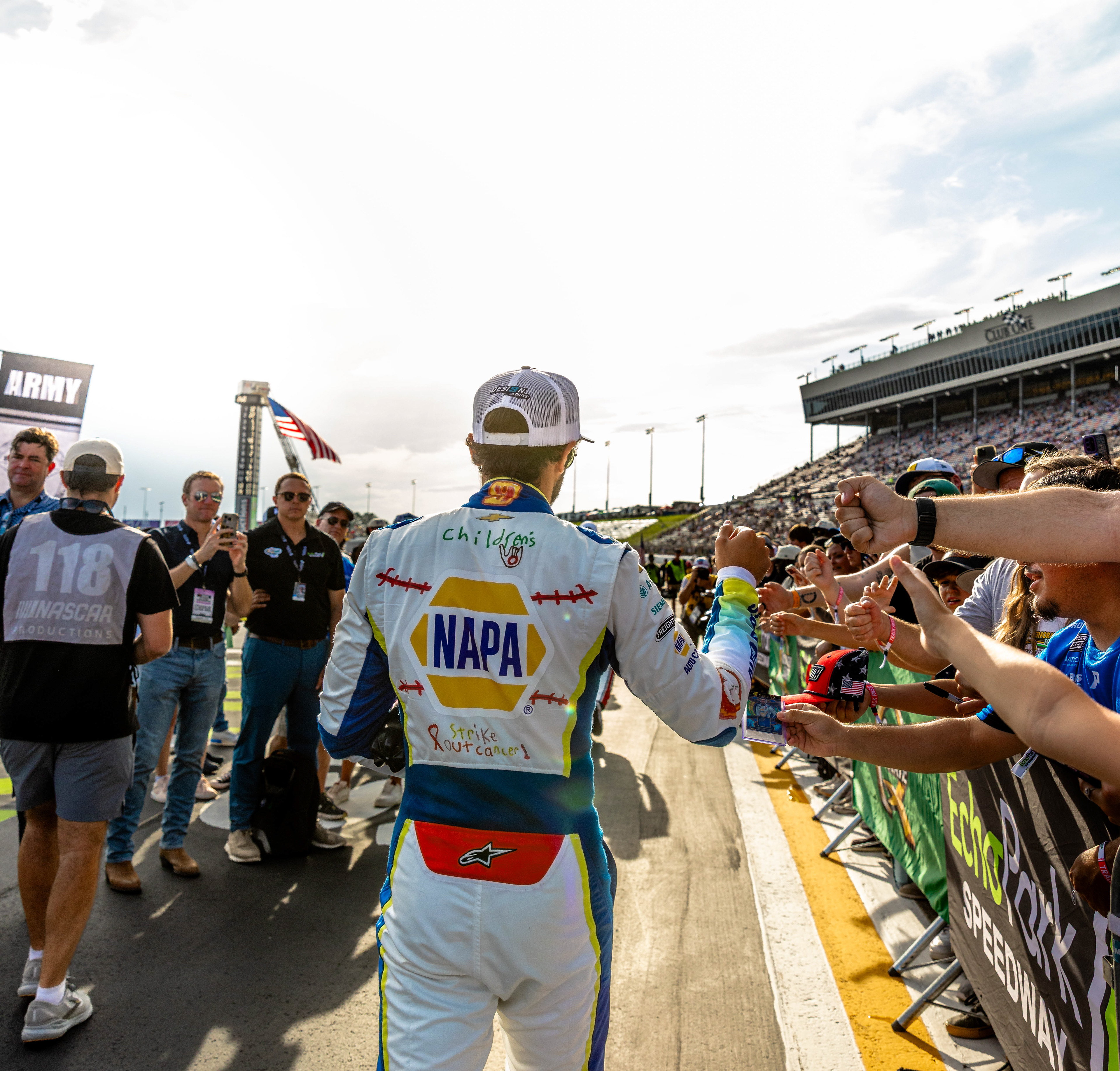 Fans swarm to meet NASCAR's "Most Popular Driver" Chase Elliott 