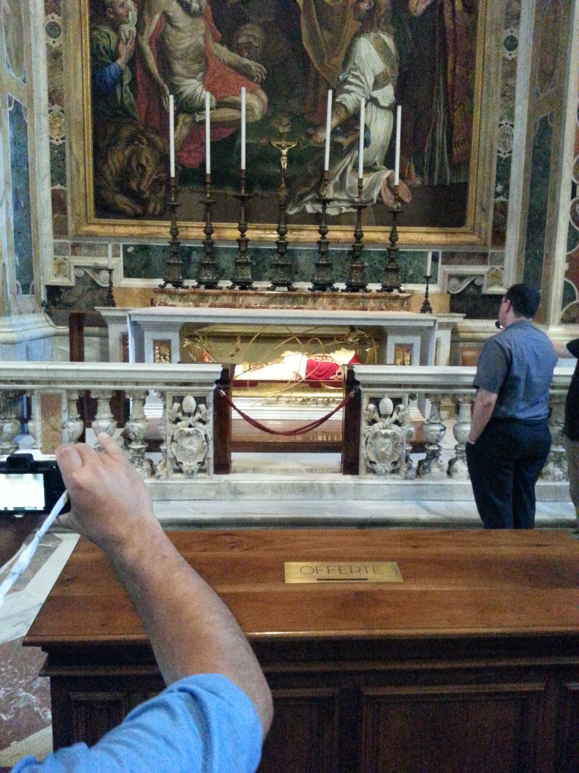 The body of Pope John XXIII in its tomb, St Peters Basilica, Vatican City Rome 