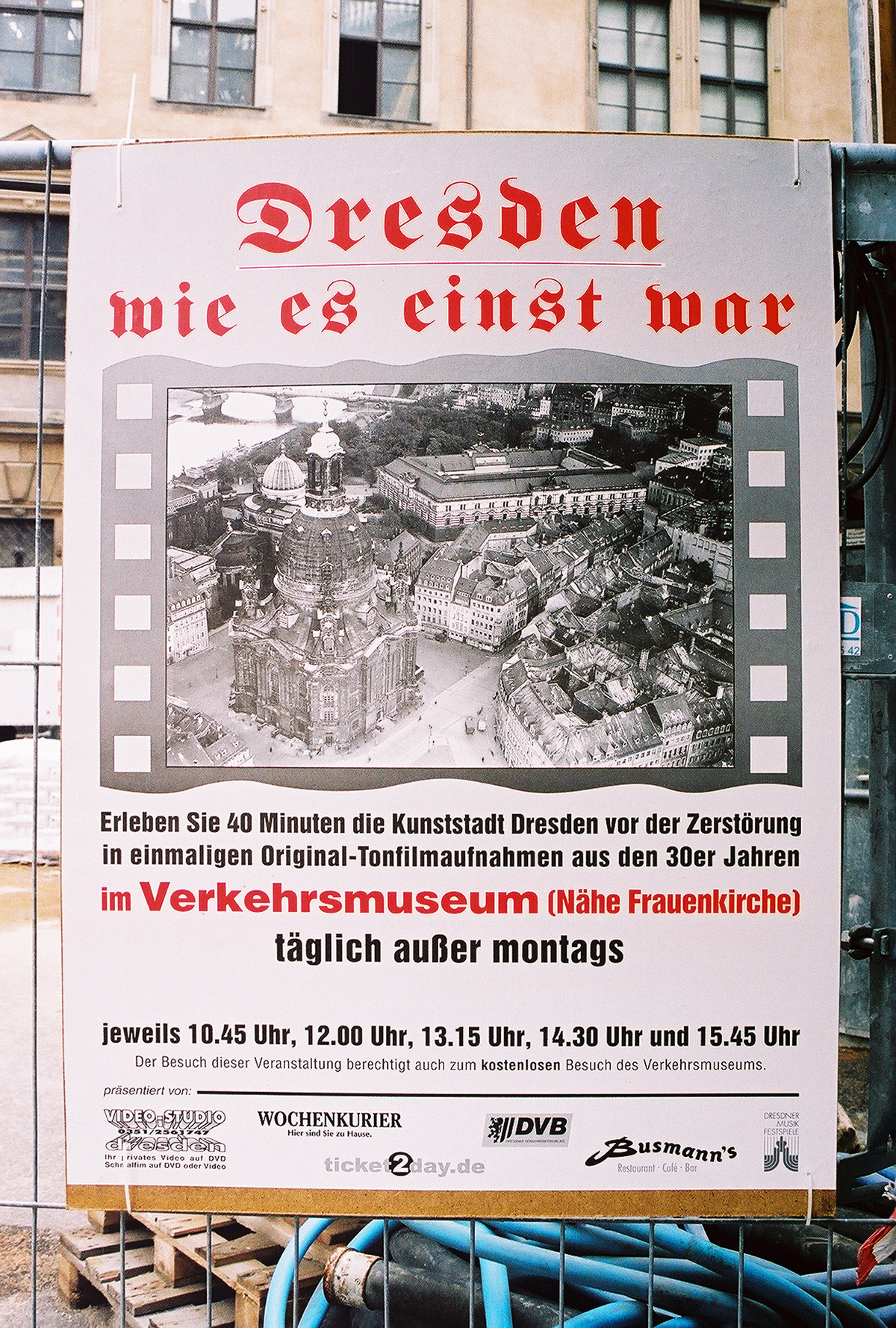 Dresden as it once was Experience the art city of Dresden for 40 minutes before it was destroyed in unique original sound film recordings from the 1930s in the Transport Museum