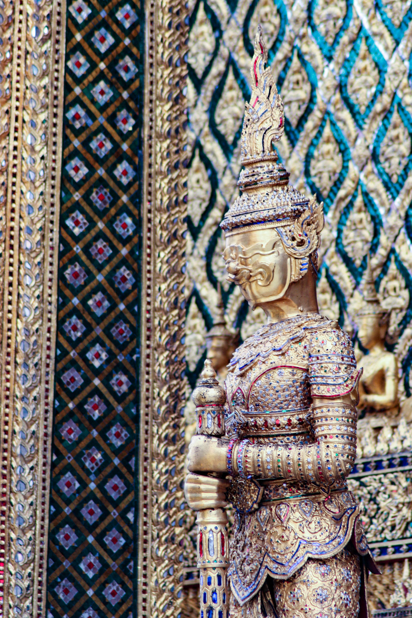 Yaksha detail - entrance to Phra Mondop - a sacred library.