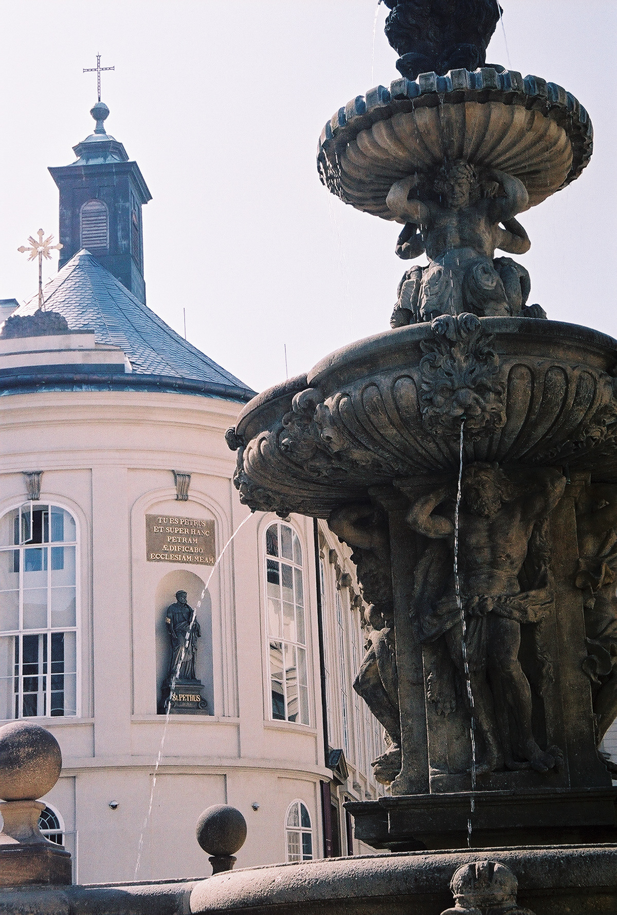 Fountain of Kohl or Lions, by Hieronymus Kohl, 1686. Prague Castle.