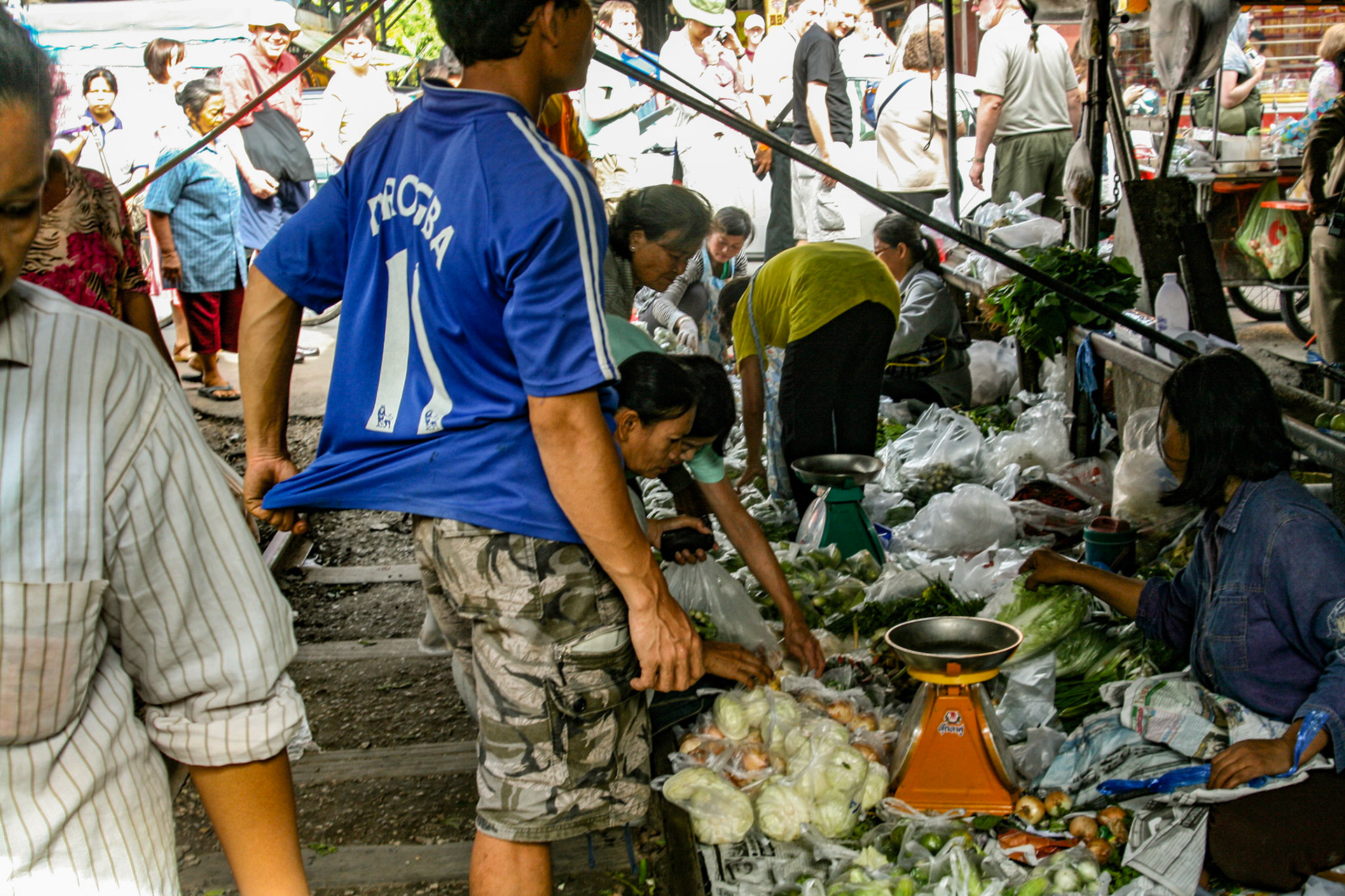 Almost in no time, all items are restored and vending resumes as if nothing has happened.