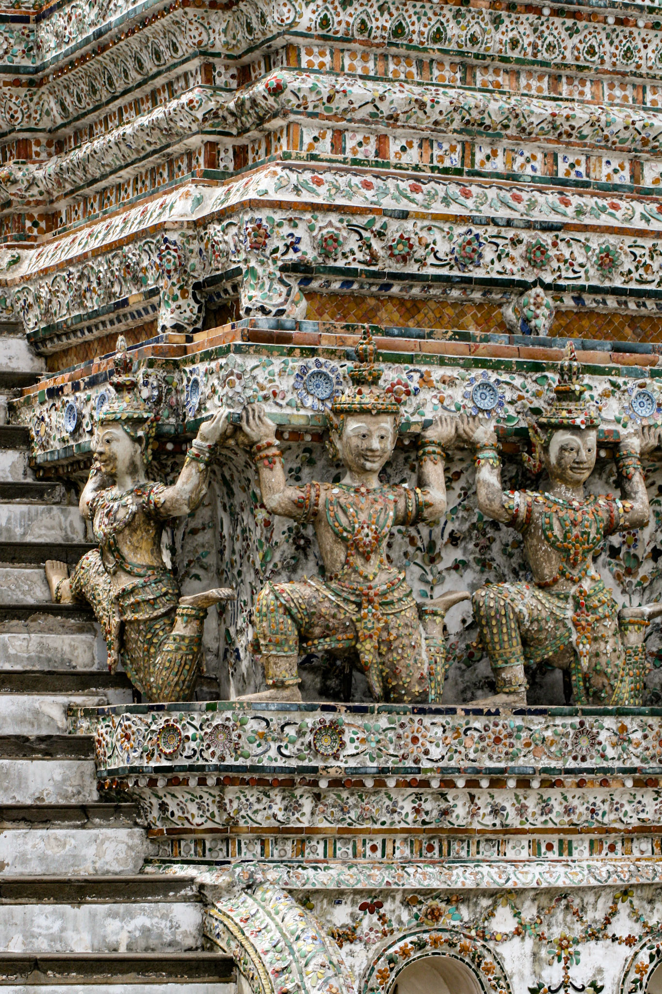 Yaksa, Wat Arun, Temple of Dawn, Bangkok, Thailand 