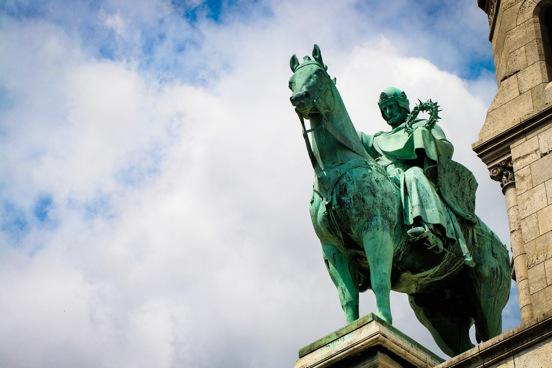 King Saint Louis in front of Basilique Du Sacre Coeur