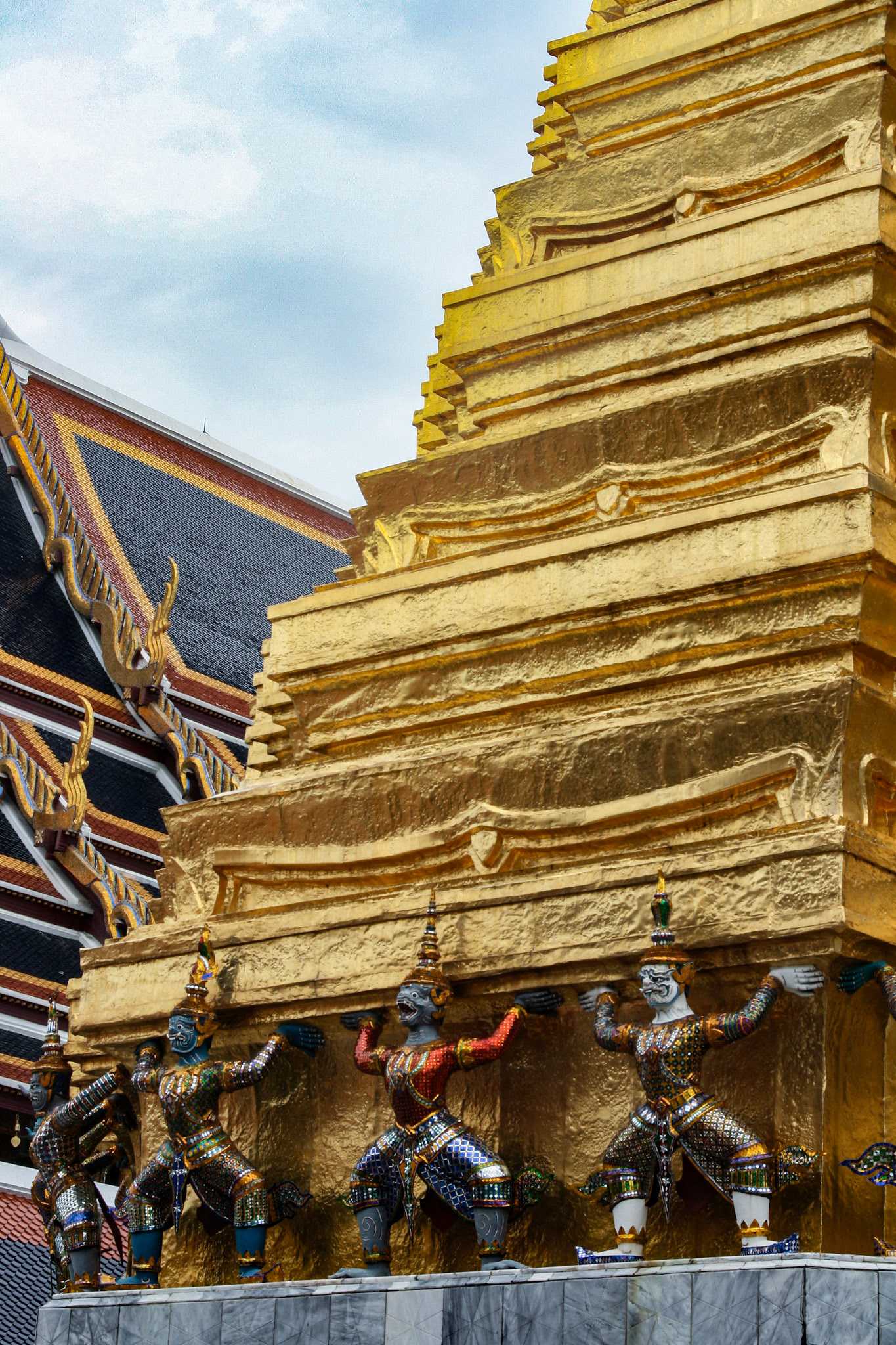 Northern golden chedi at Wat Phra Kaew, Bangkok, Thailand. 