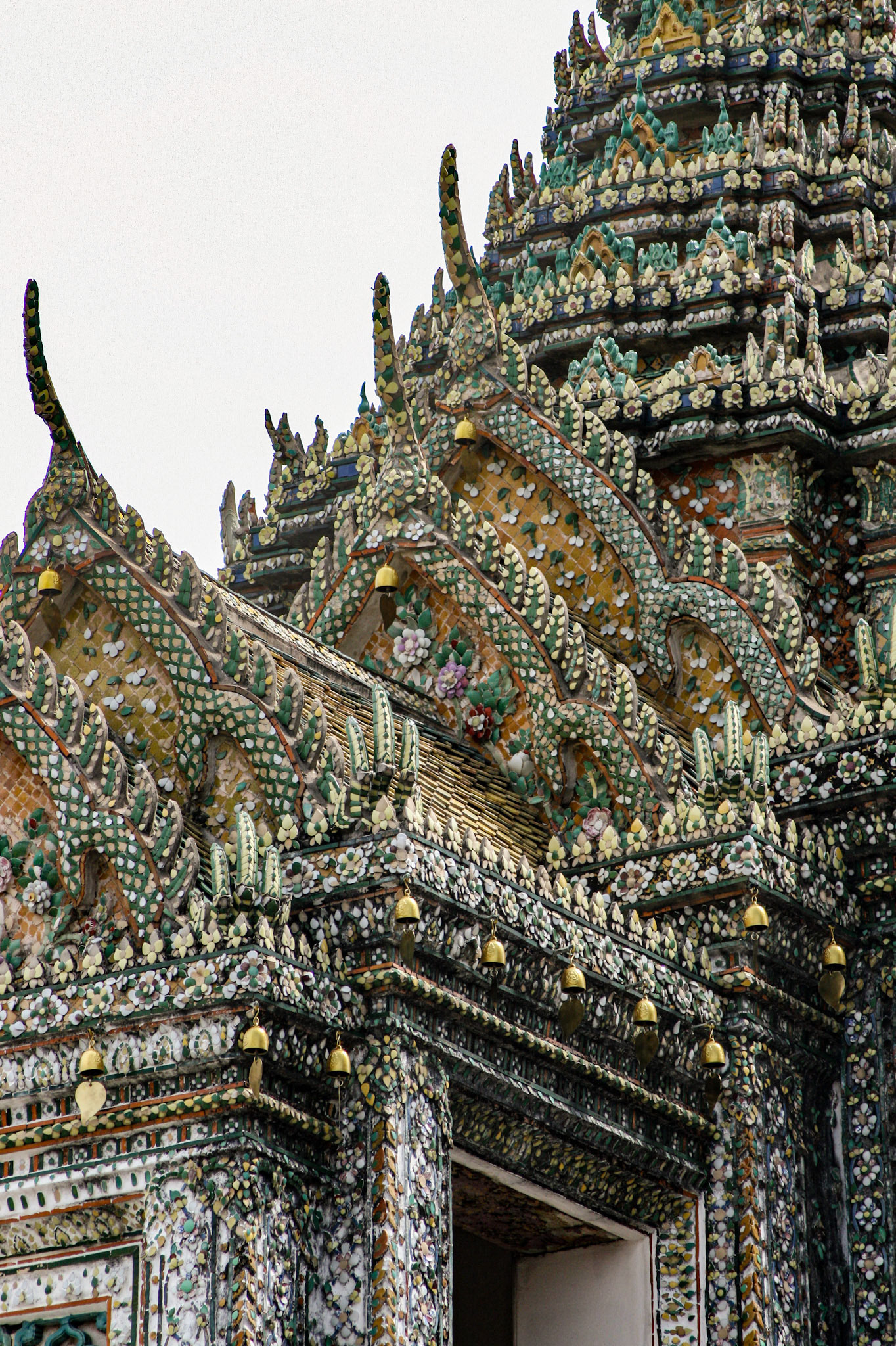 Architectural detail, Wat Arun, Temple of Dawn, Bangkok, Thailand 