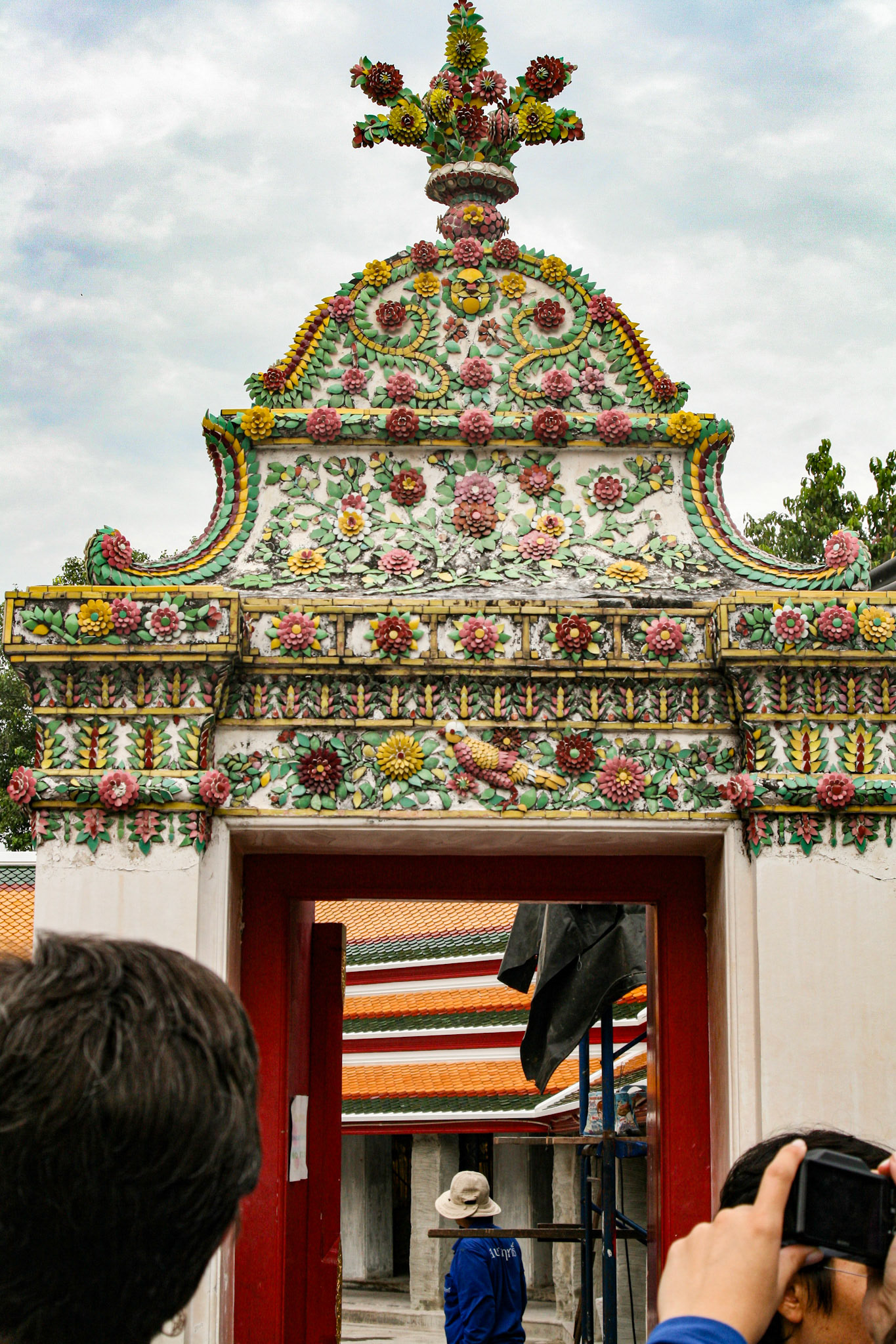Wat Pho Colorful tiles floral pattern Mosaic on passageway entry.