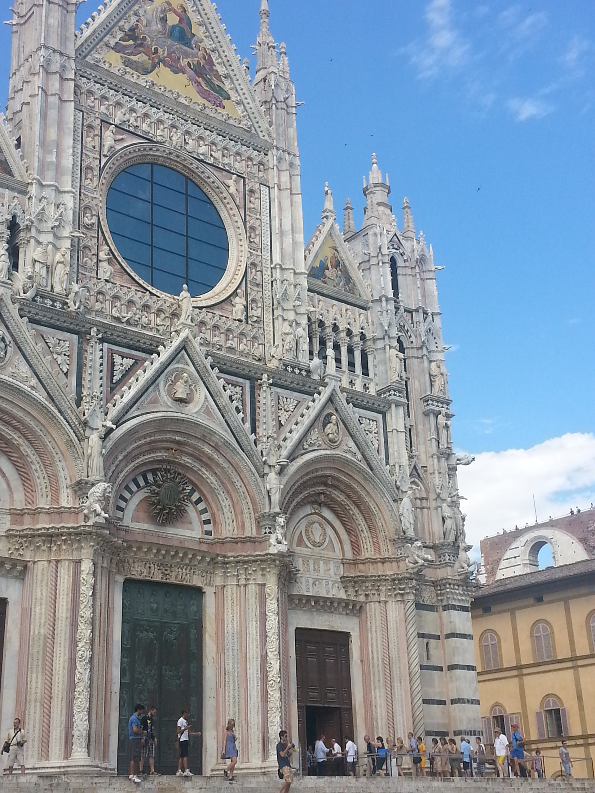 Facade detail of Duomo di Siena (Siena Cathedral), Siena, Tuscany, Italy 