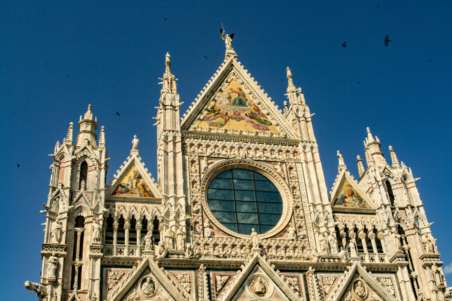 Facade of Duomo di Siena (Siena Cathedral), Siena, Tuscany, Italy 