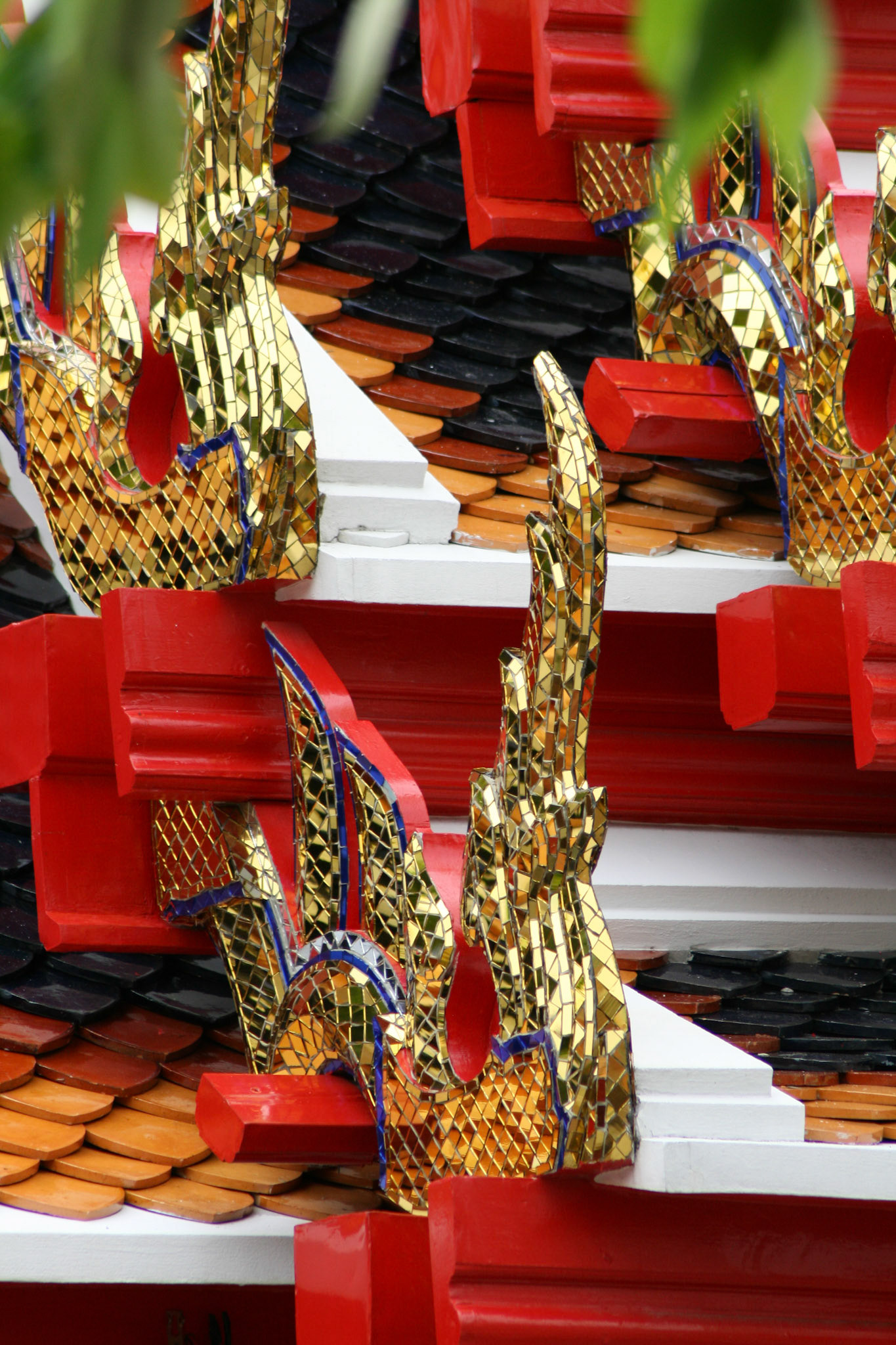 Architectural detail - Wat Pho. 
