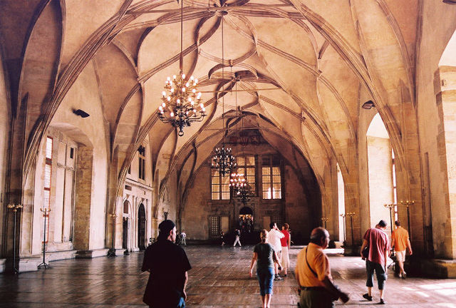 Prague Castle was founded in the 9th century 