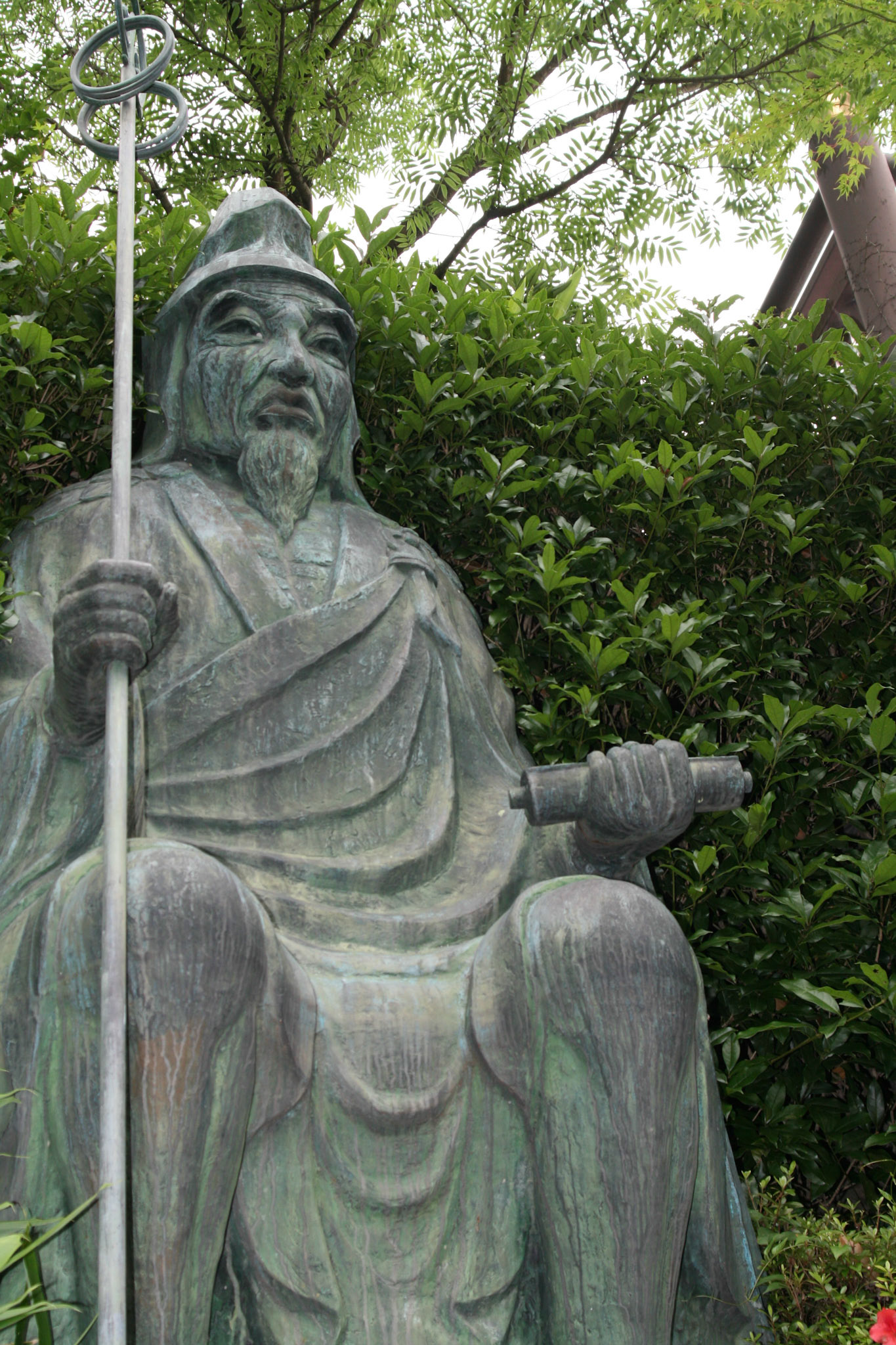Numerous chapels and shrines are scattered across the hillside at Nanzoin Temple. 