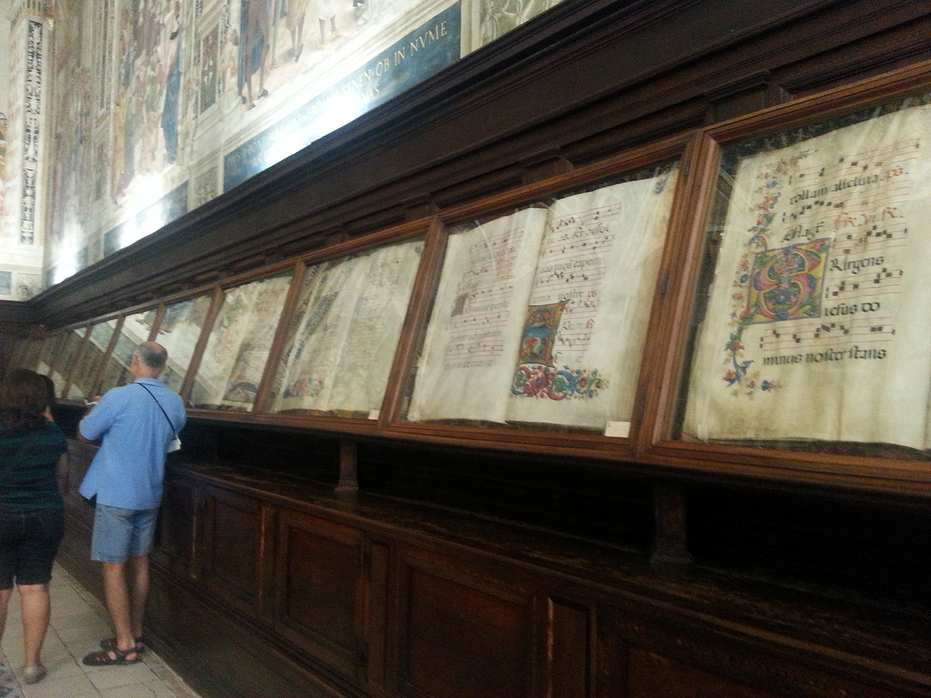 Along with other rare books, Siena's illuminated choir books are also held and conserved at the Piccolomini Library, including some of the famous books and manuscripts. 