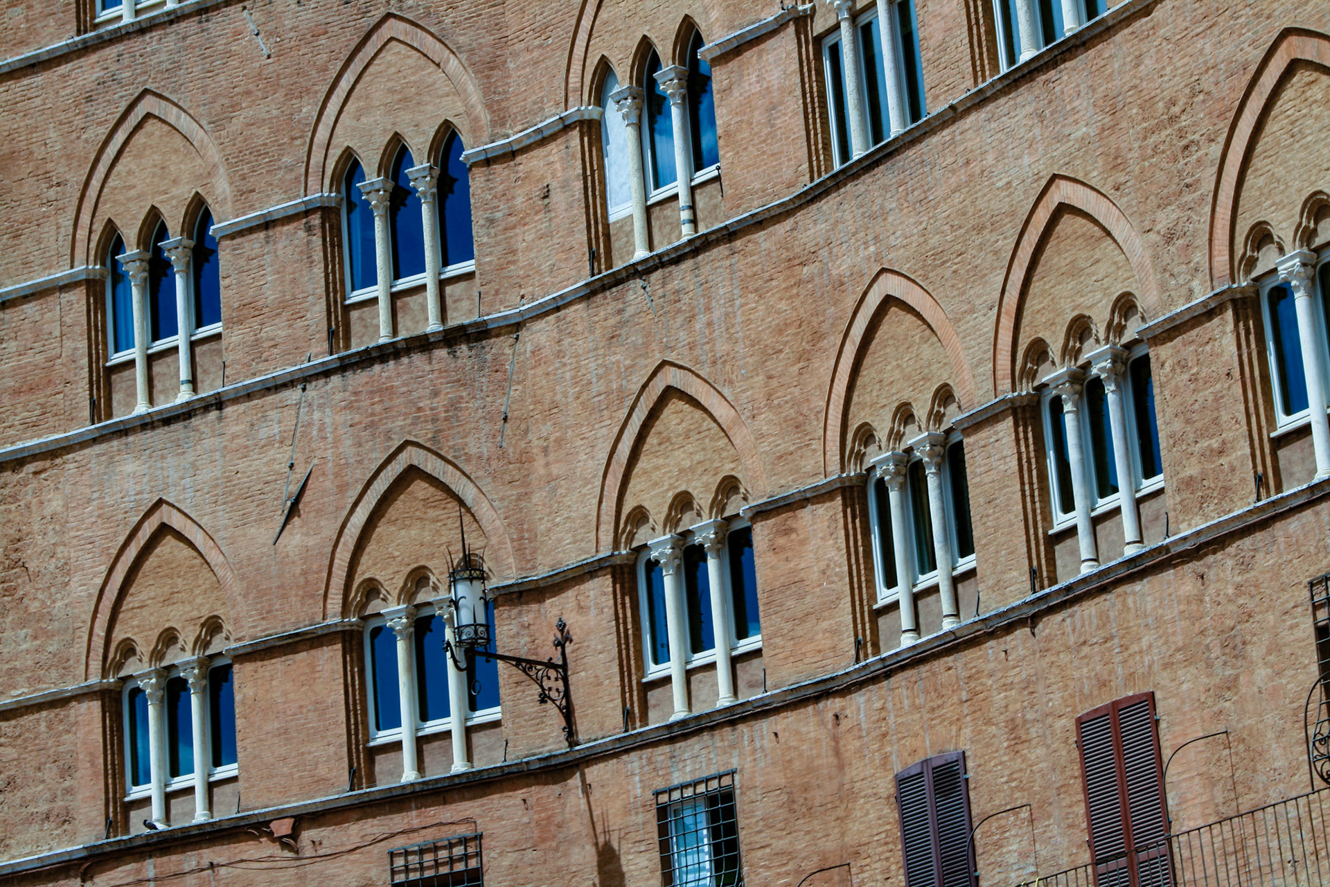 Sansedoni Palace - Architectural detail