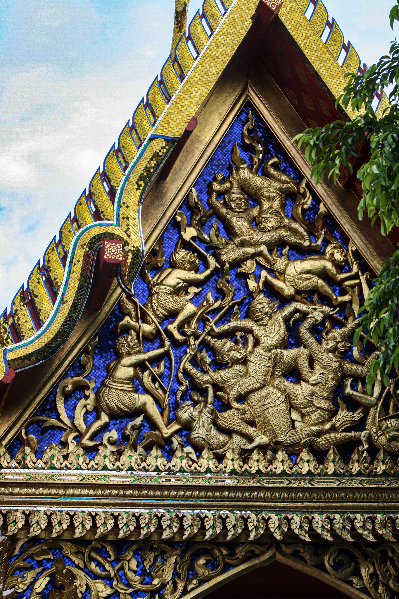 Architectural detail - Wat Pho. 
