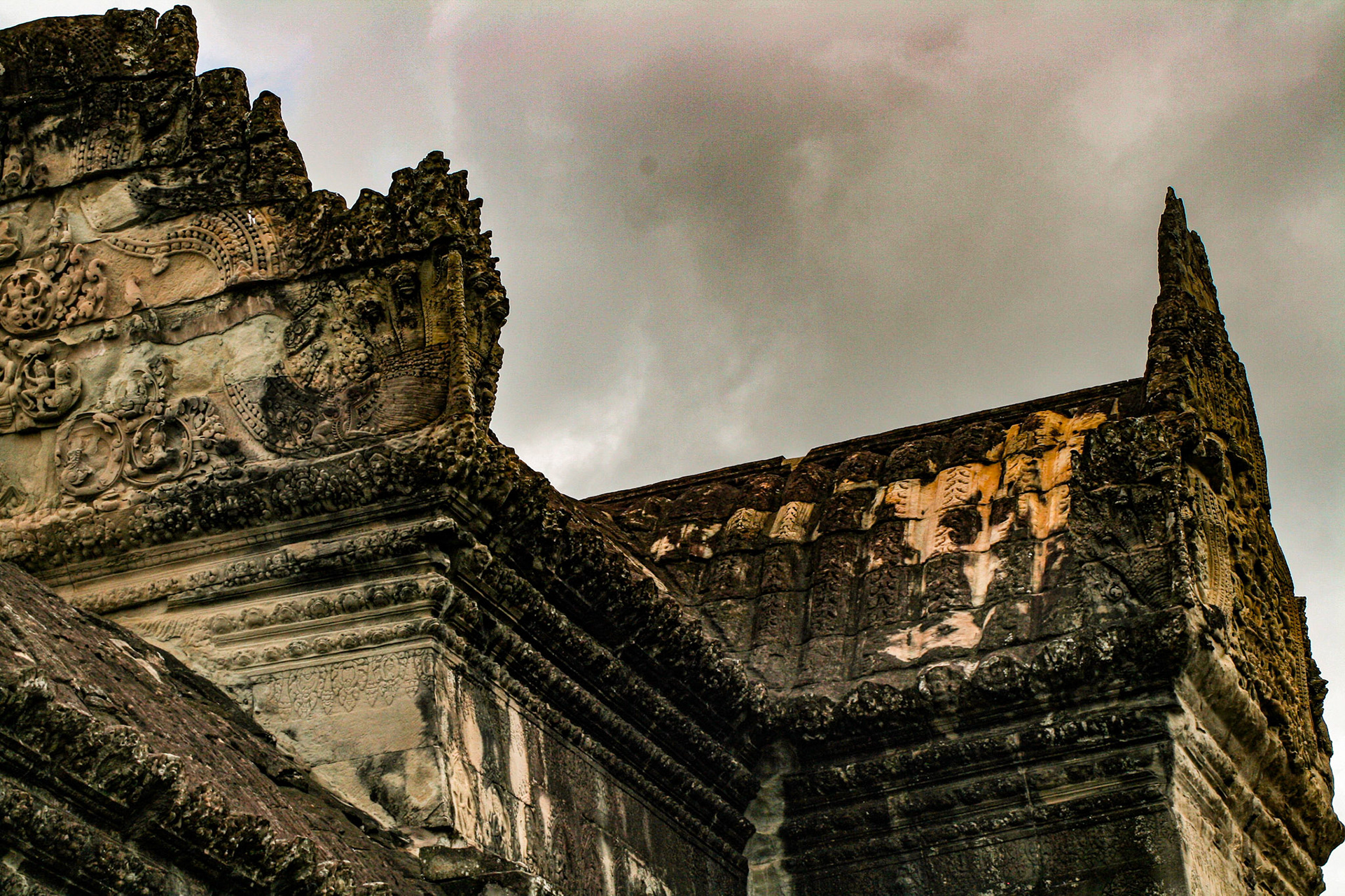 Angkor Wat is constructed with about 5 million tons of sandstone, likely obtained from a quarry 25 miles away with the help of 6000 elephants. 