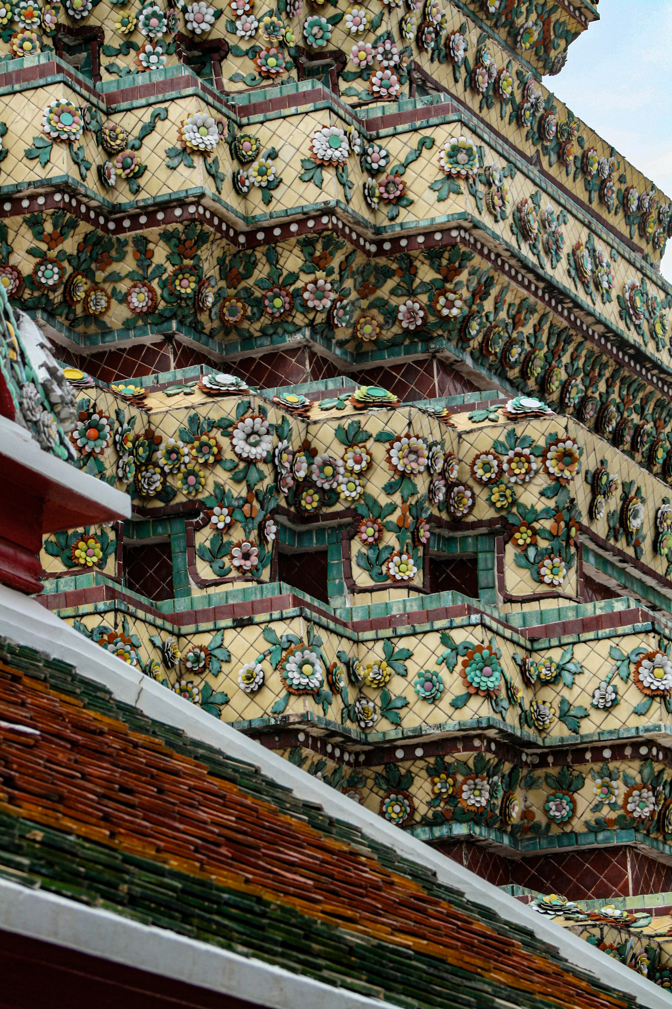 Wat Pho Colorful tiles floral pattern Mosaic on stupas