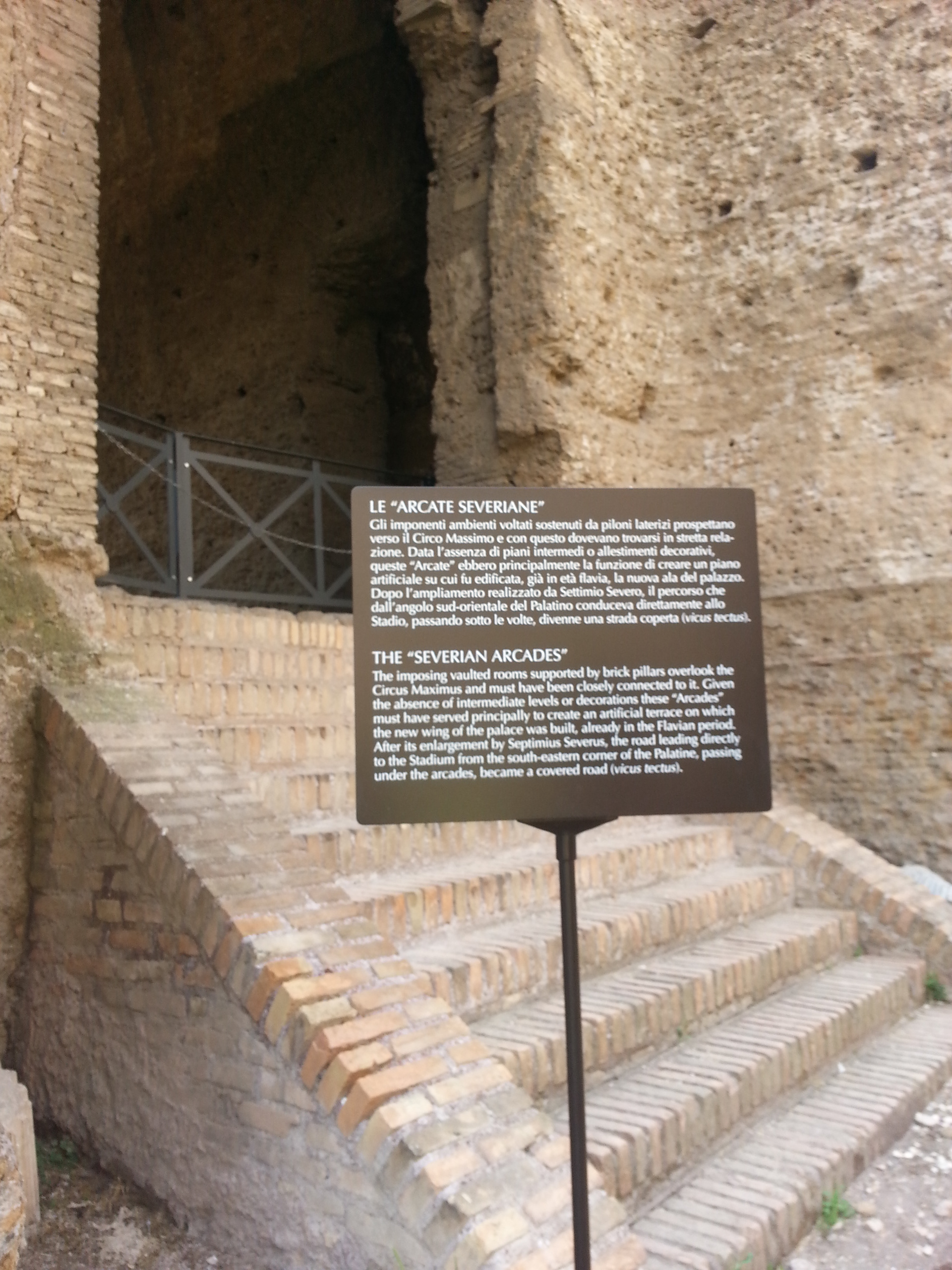 THE "SEVERIAN ARCADES" - The imposing vaulted rooms supported by brick pillars overlook the Circus Maximus and must have been closely connected to it. Given the absence of intermediate levels or decorations these "Arcades” must have served principally to create an artificial terrace on which the new wing of the palace was built, already in the Flavian period. After its enlargement by Septimius Severus, the road leading directly to the Stadium from the south-eastern corner of the Palatine, passing under the arcades, became a covered road (vicus tectus). 