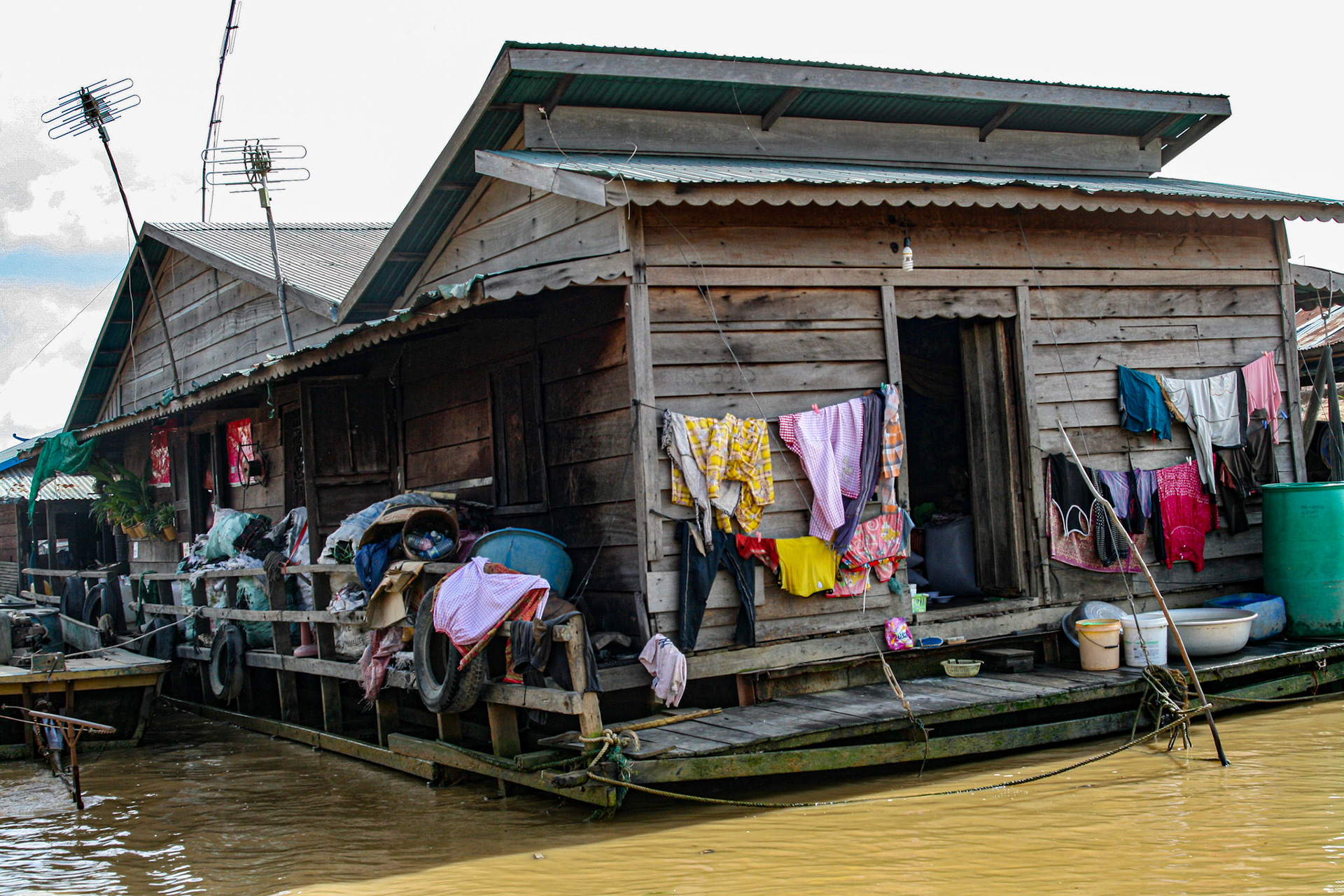 Tonlé Sap Lake, the largest freshwater body in Southeast Asia, supports a large carp-breeding and carp-harvesting industry, with numerous floating fishing villages inhabited largely by ethnic Vietnamese.