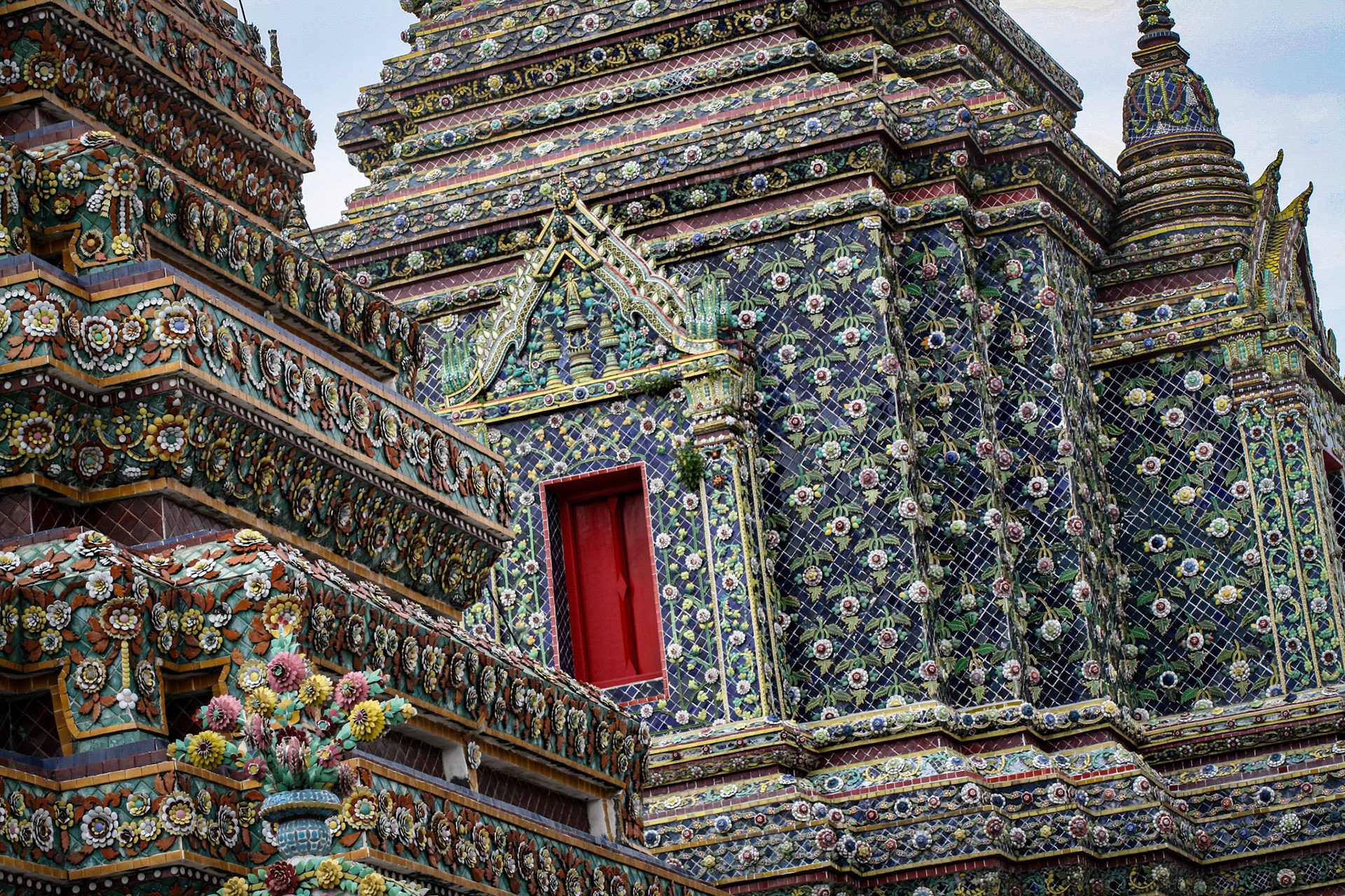 Stupas intricate tilework - Architectural detail