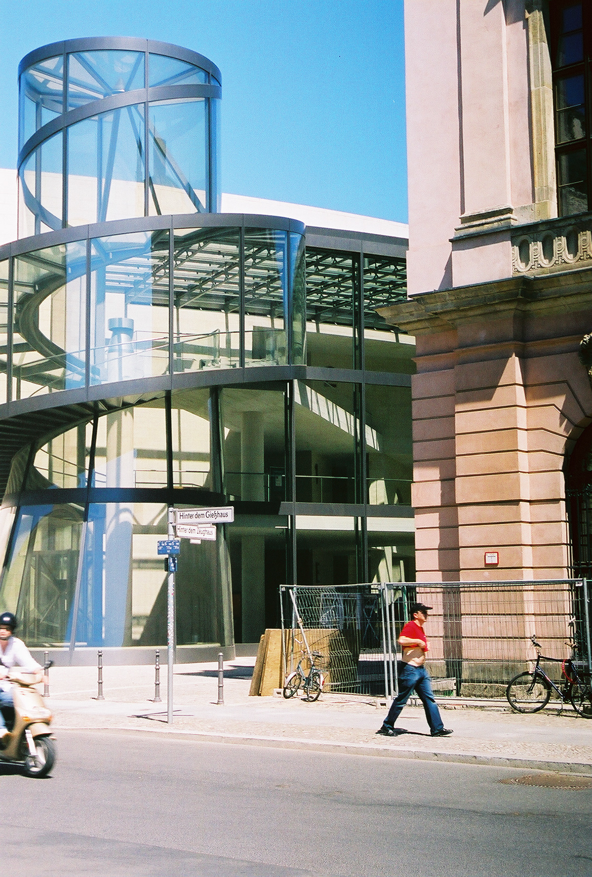German Historical Museum - The museum is housed in two architecturally remarkable buildings: Berlin's most important preserved baroque building, the Zeughaus, and a highlight of modern architecture, the Pei-Bau. 