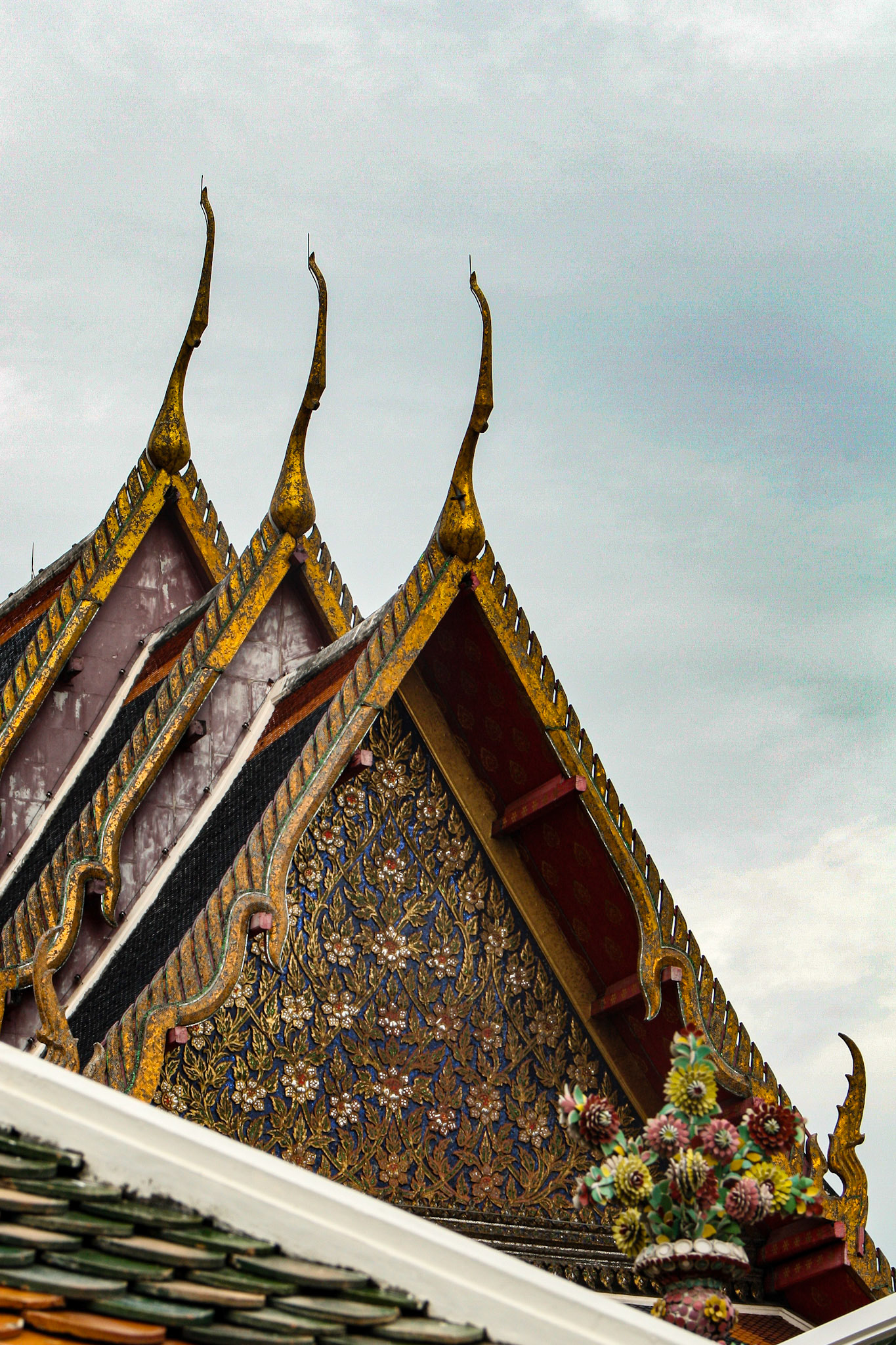 Architectural detail - Wat Pho. 